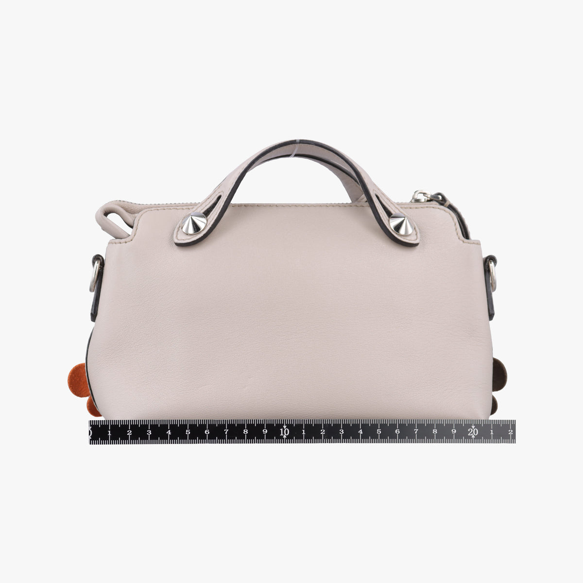 Secondhand Fendi By the Way Grey Leather 8BL135 shoulderbag | stylenewstar