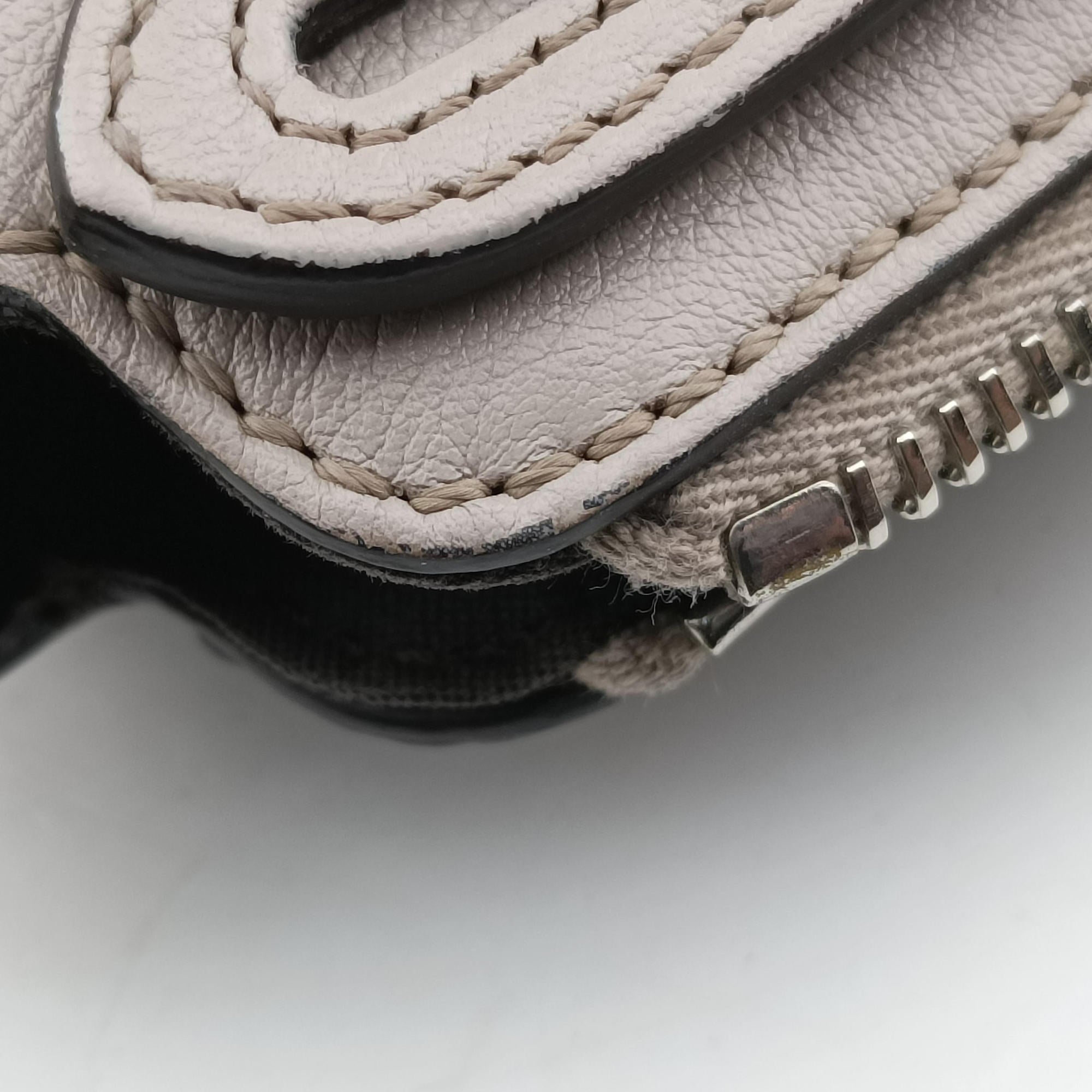 Secondhand Fendi By the Way Grey Leather 8BL135 shoulderbag | stylenewstar