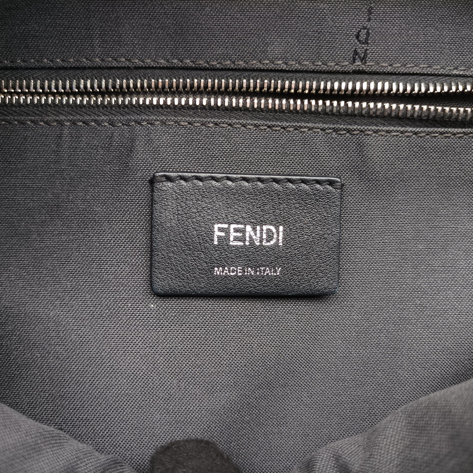 Pre-owned Fendi Studs By the Way Blue Leather 8BT281 shoulderbag | stylenewstar