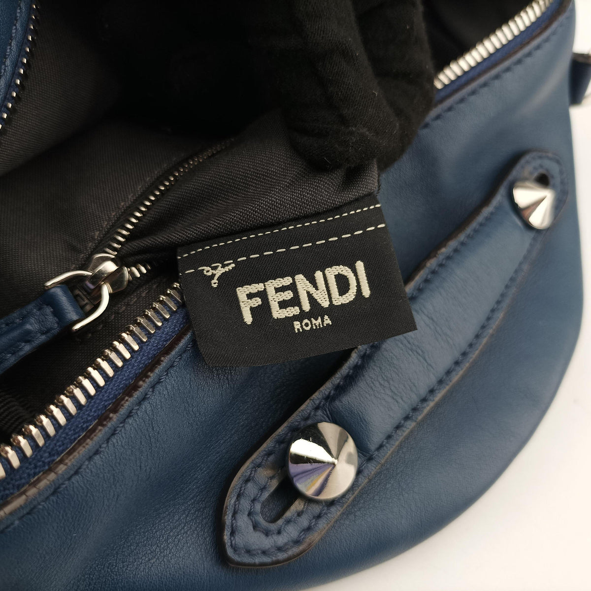 Pre-owned Fendi Studs By the Way Blue Leather 8BT281 shoulderbag | stylenewstar