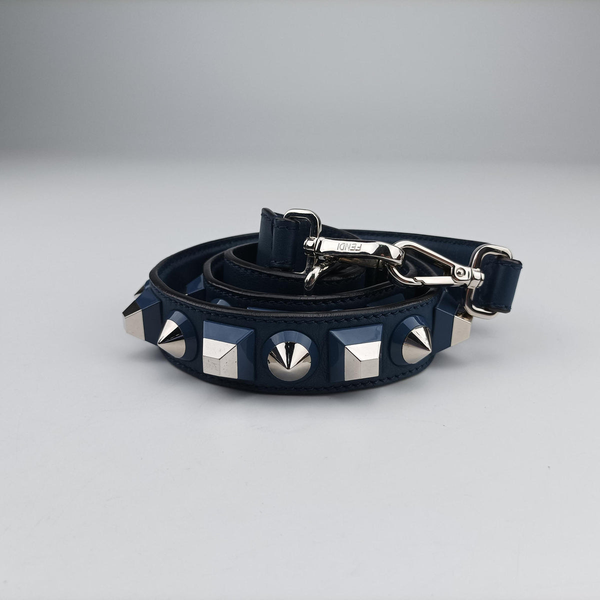 Pre-owned Fendi Studs By the Way Blue Leather 8BT281 shoulderbag | stylenewstar