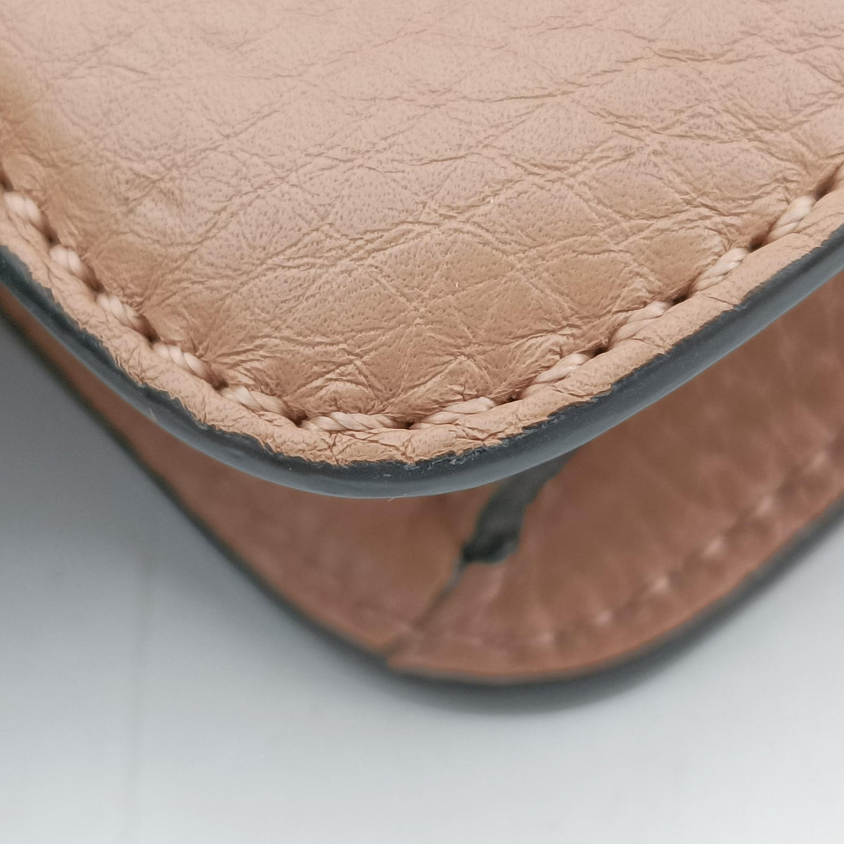 Pre-owned Valentino Rockstud Glam Lock Camel Leather  shoulderbag | stylenewstar