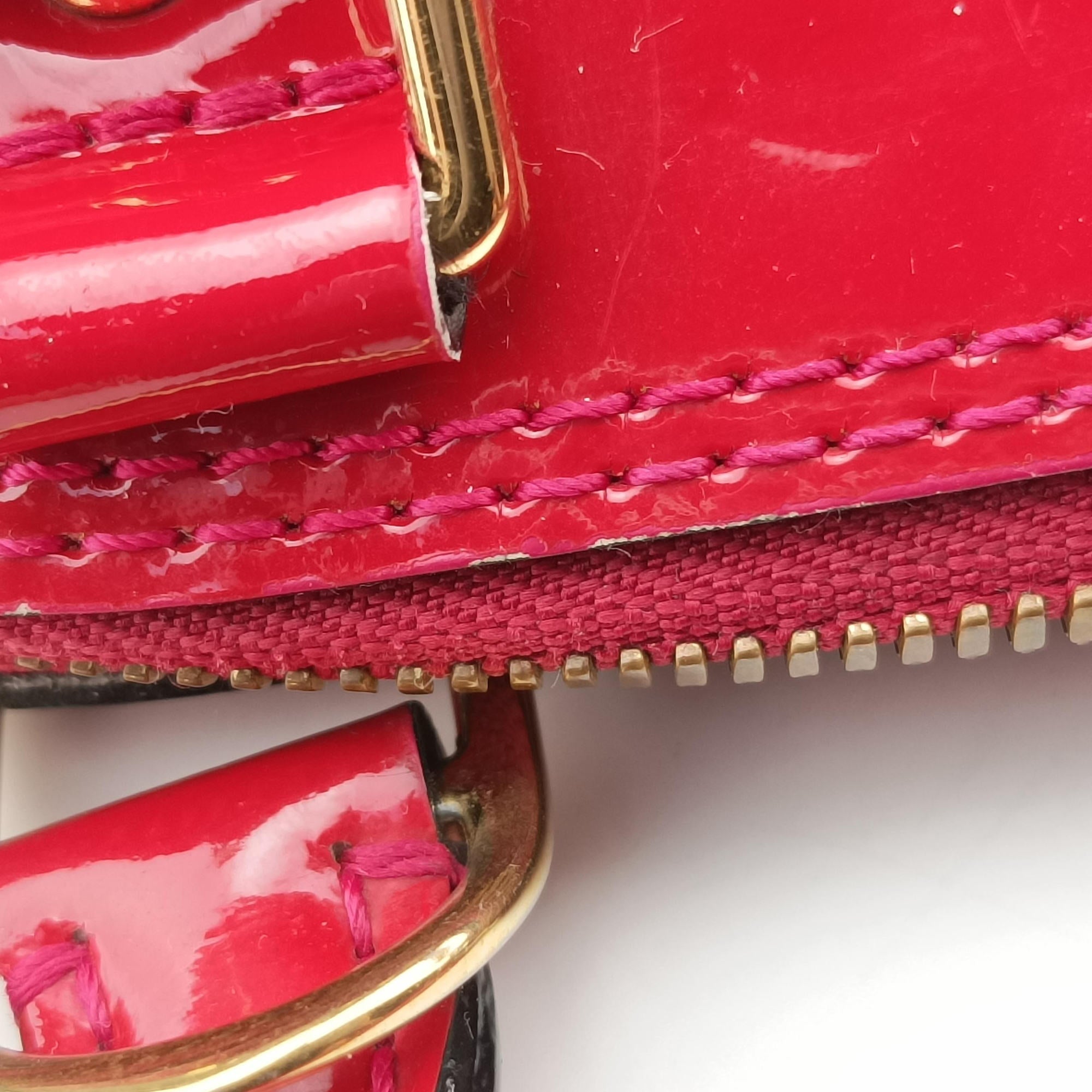 Pre-owned Louis Vuitton Alma BB pomme d'amour Vernis M90174 shoulderbag | stylenewstar