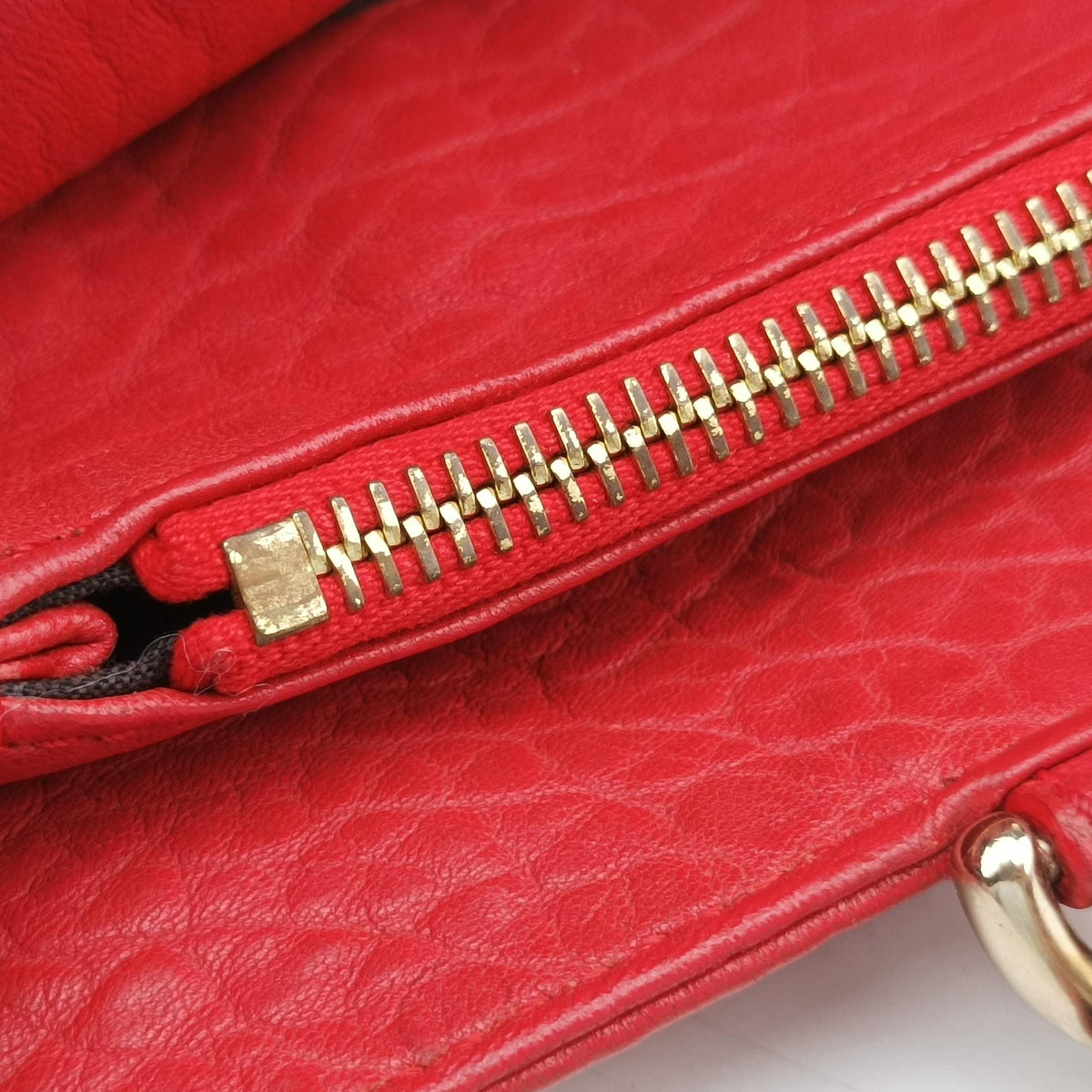 Pre-owned Fendi Mia Red Leather 8BR616 handbag | stylenewstar