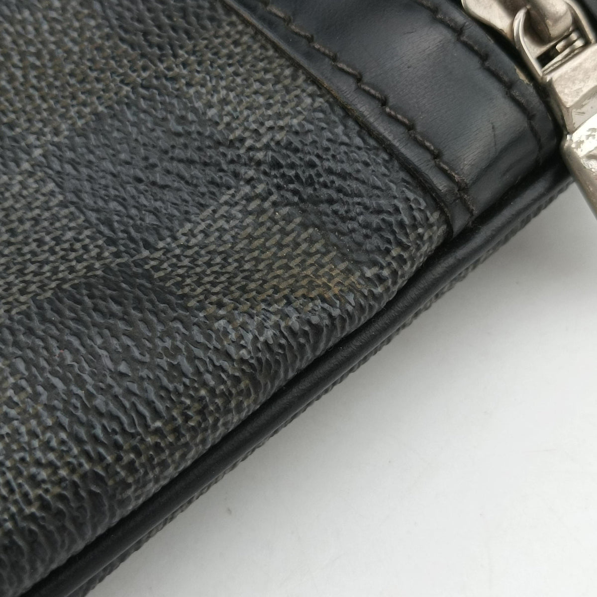 Pre-owned Louis Vuitton Thomas Noir Damier Graphite N58028 shoulderbag | stylenewstar