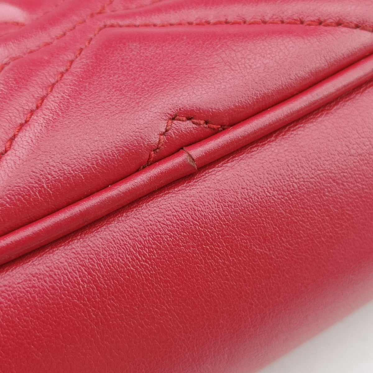 Pre-owned Gucci GG Marmont Red Leather 447632 shoulderbag | stylenewstar