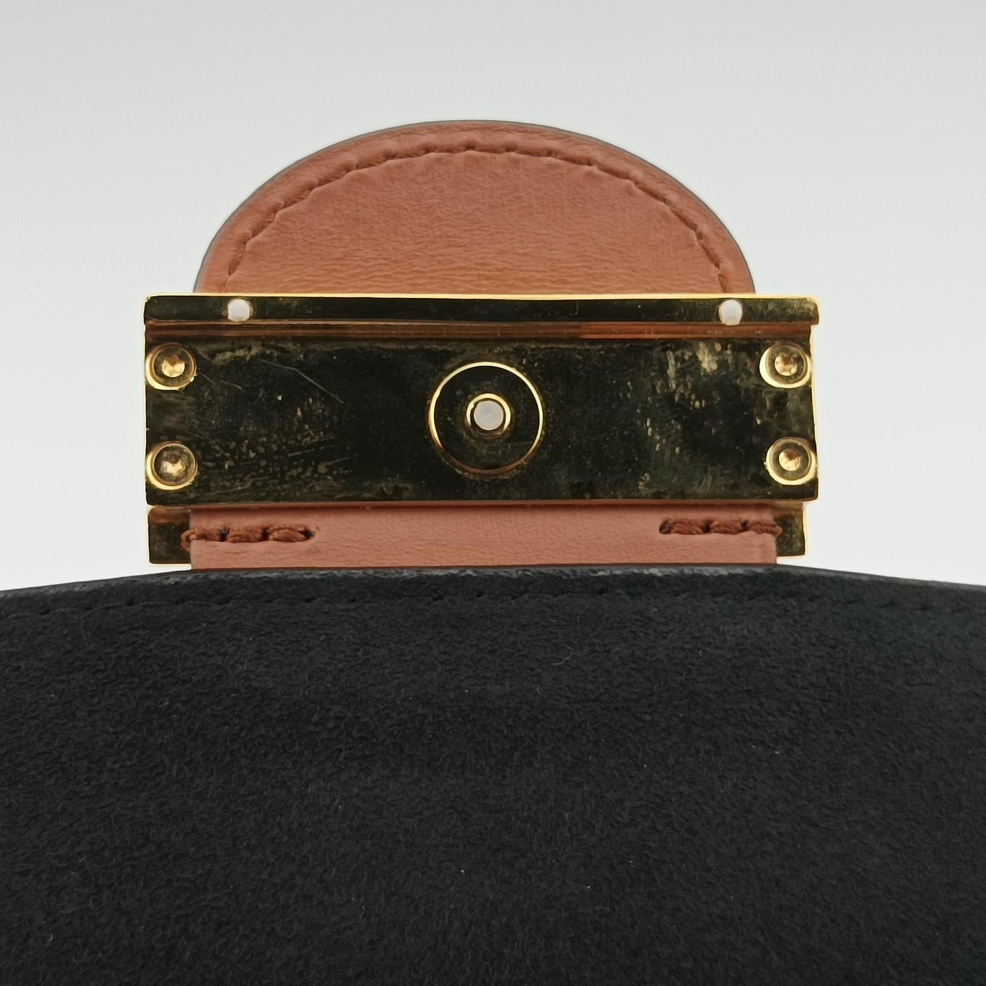 Pre-owned Louis Vuitton Portefeuille Dauphine Brown Monogram Reverse M68746 shoulderbag | stylenewstar