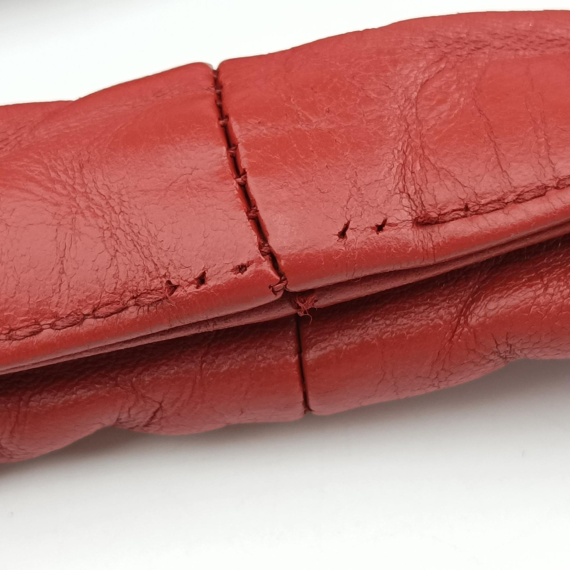 Pre-owned Bottega Veneta Intrecciato Red lambskin  handbag | stylenewstar