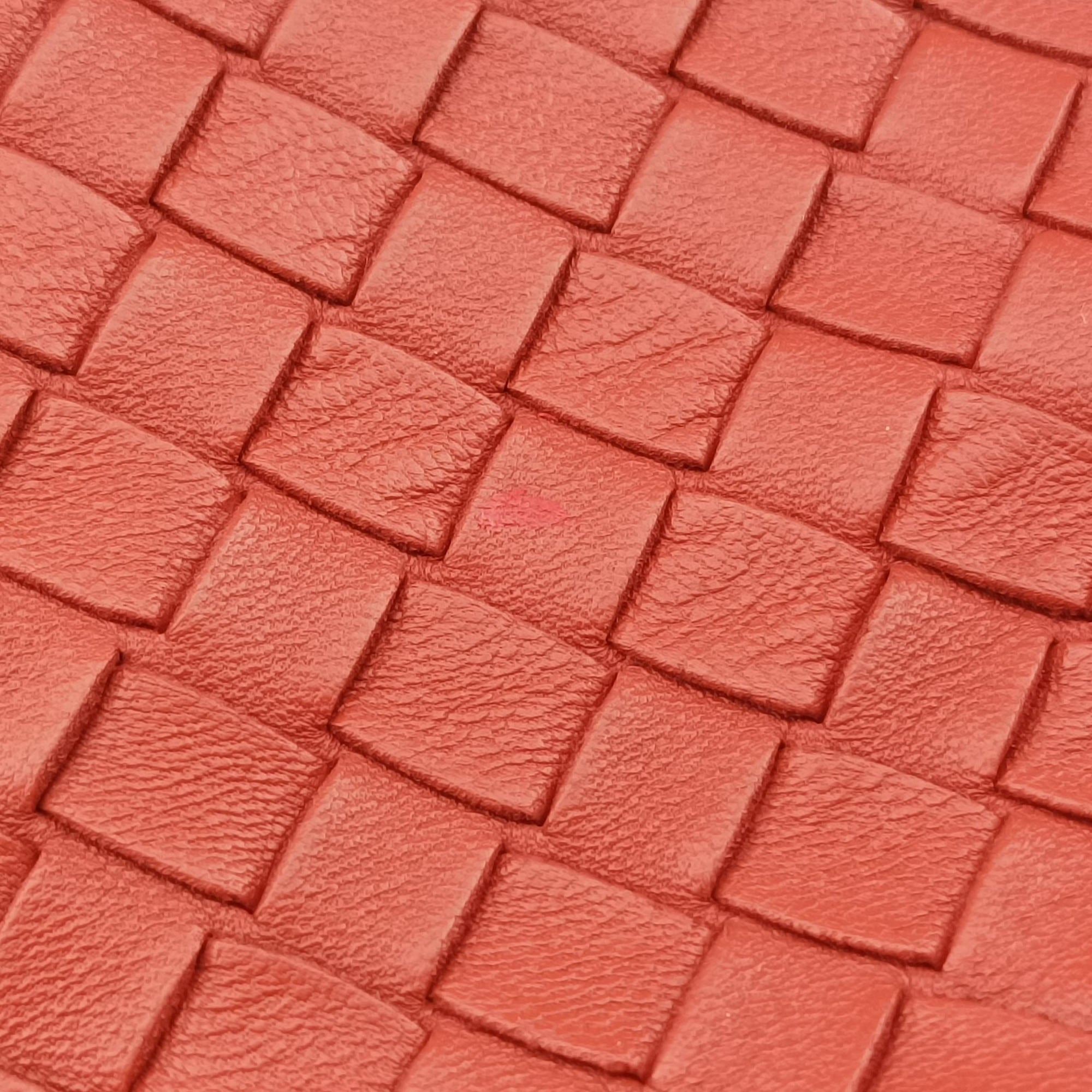 Pre-owned Bottega Veneta Intrecciato Red lambskin  handbag | stylenewstar