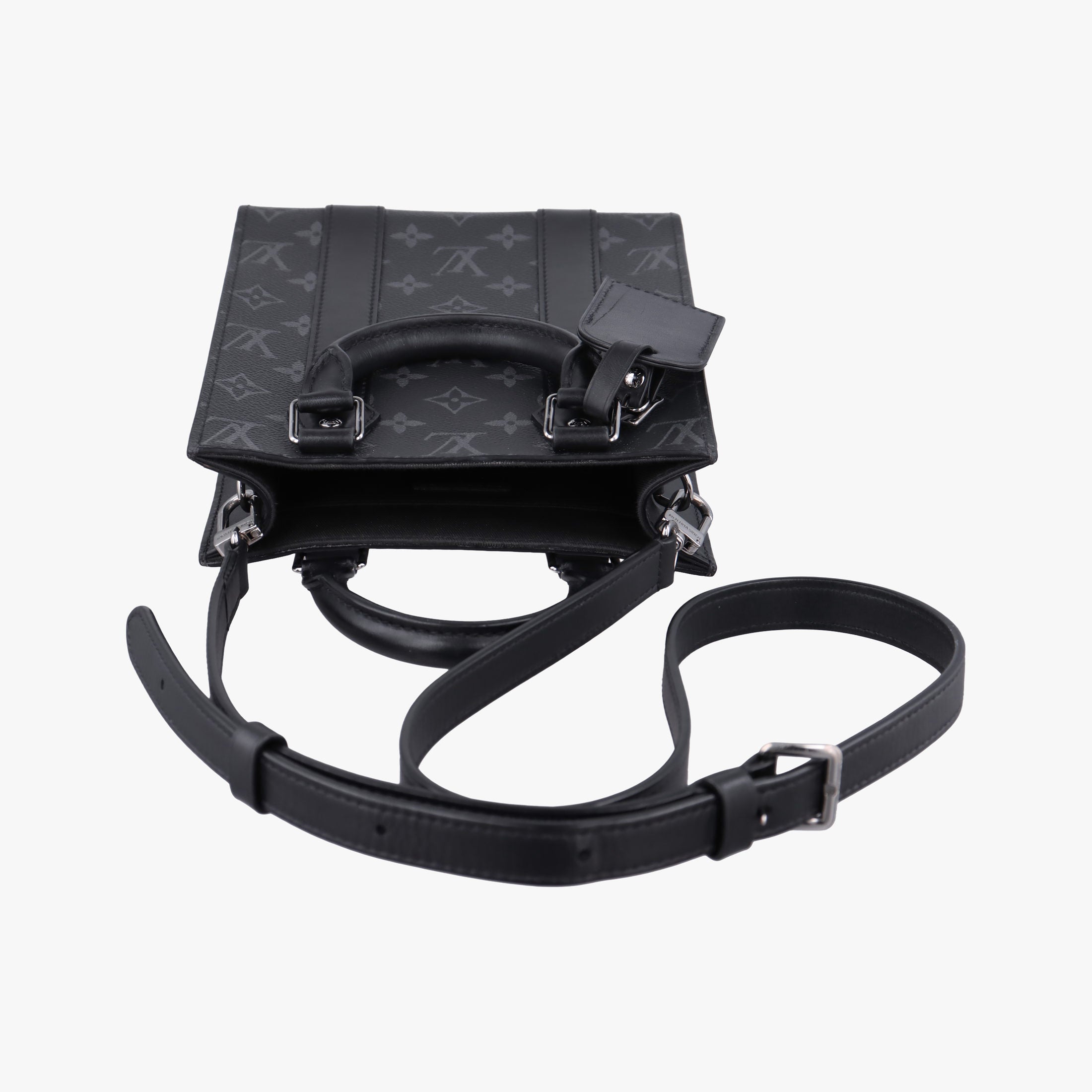 Pre-owned Louis Vuitton Sac Plat Mini Noir Monogram Eclipse M46453 shoulderbag | stylenewstar