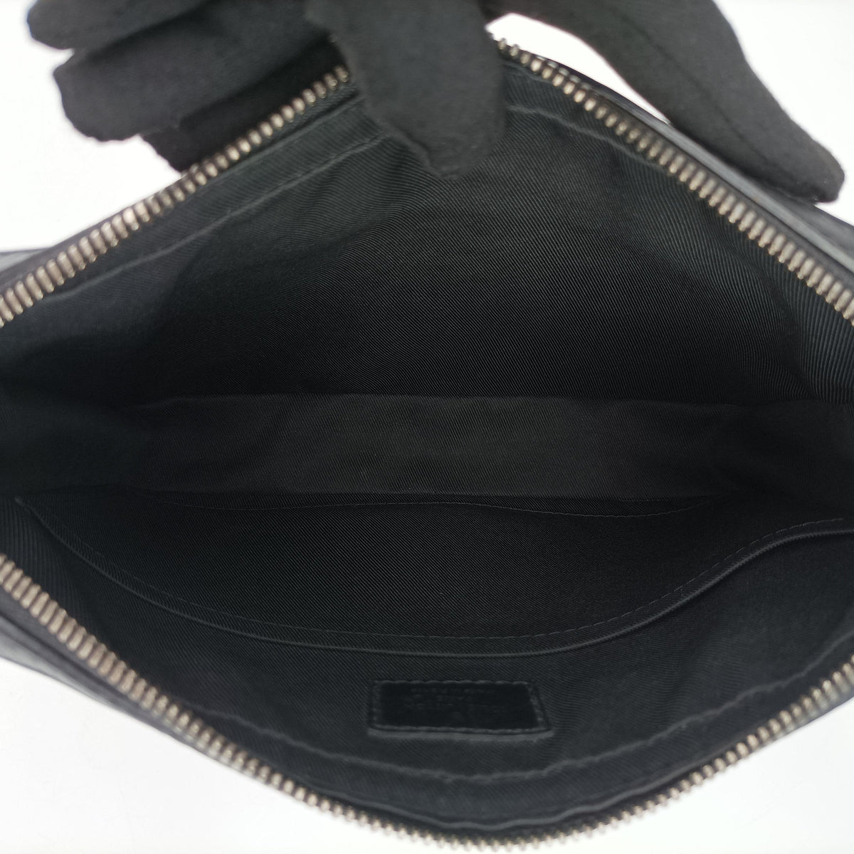 Pre-owned Louis Vuitton Trio Messenger Gris Monogram Shadow M46603 shoulderbag | stylenewstar