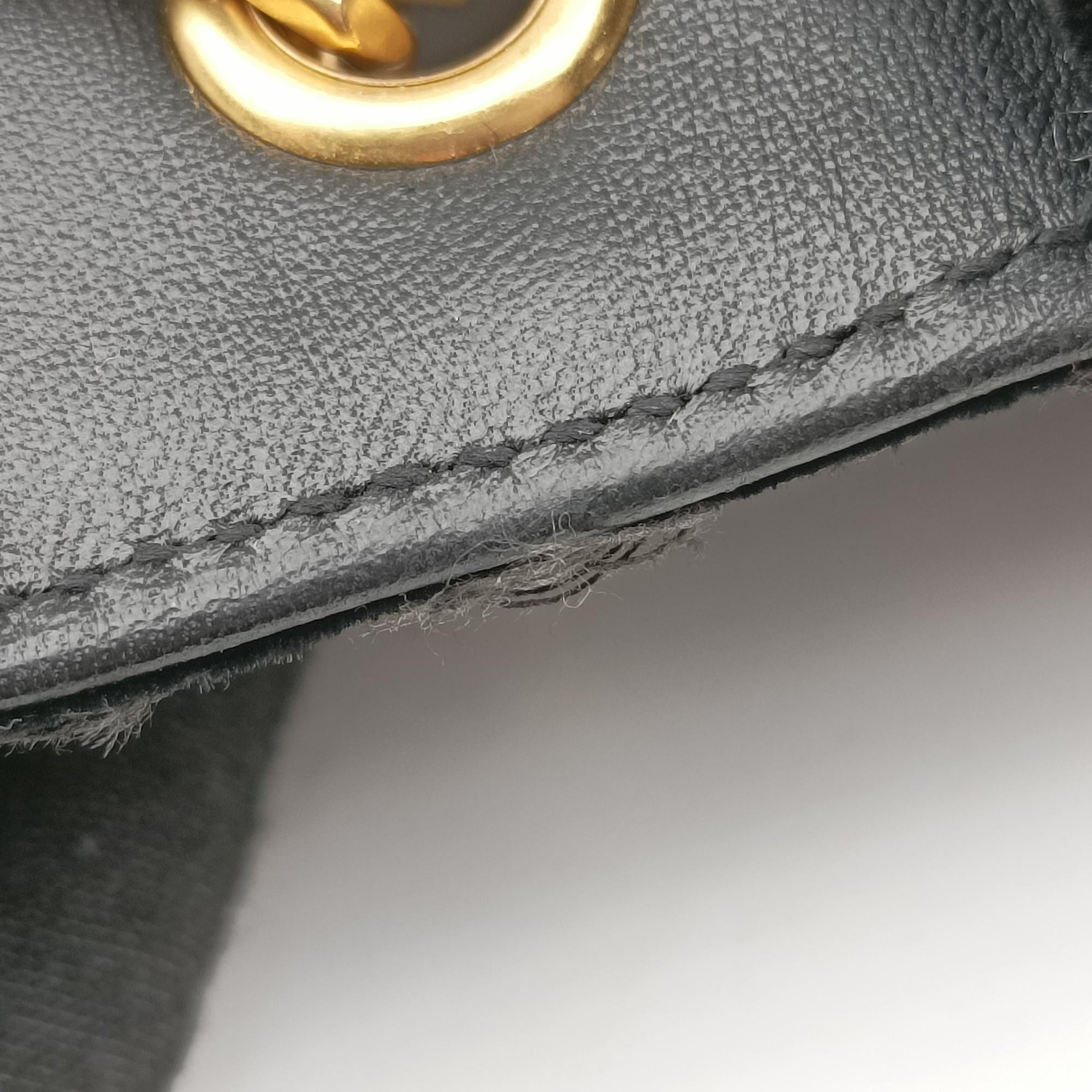 Secondhand Yves Saint Laurent KATE Black velour 474366 shoulderbag | stylenewstar