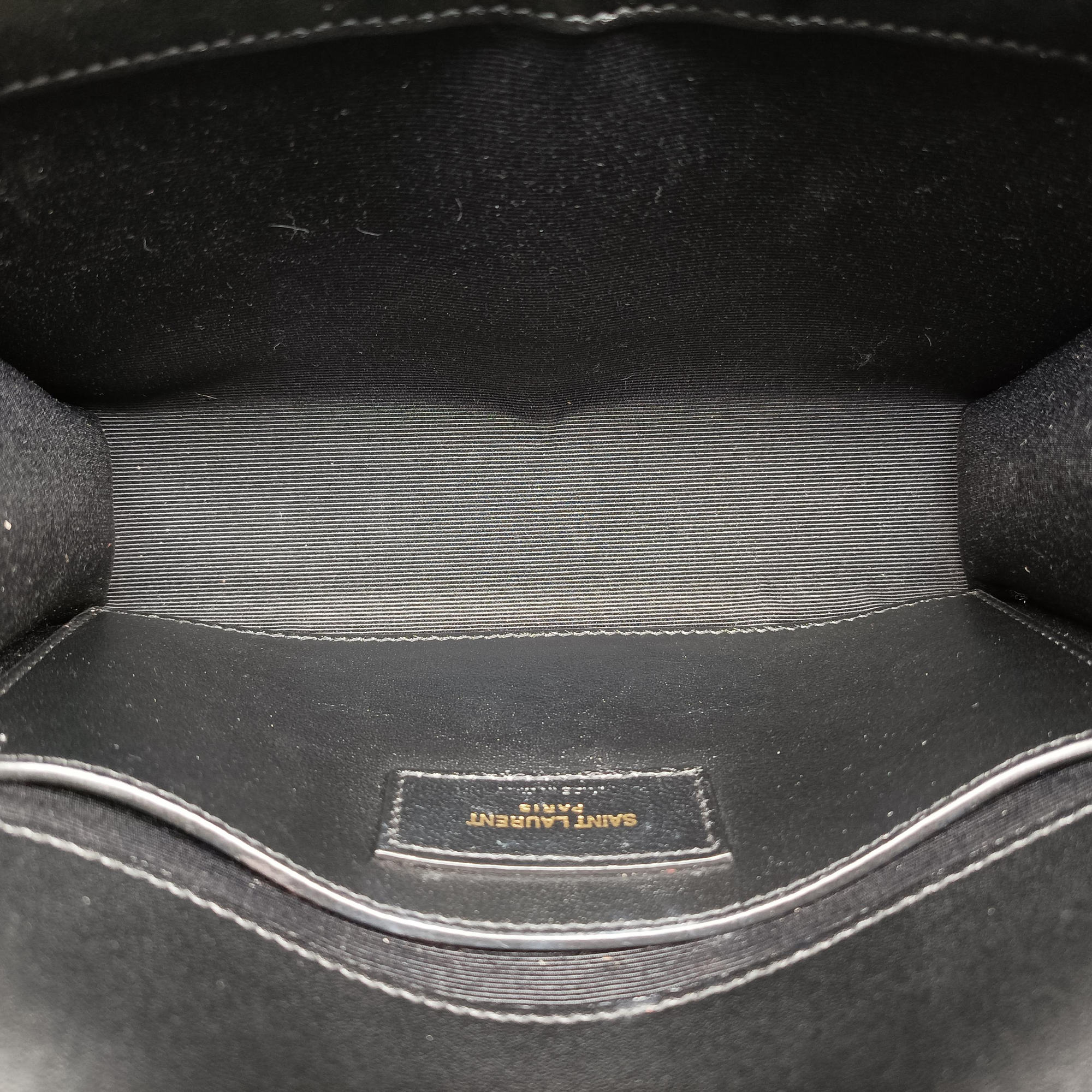 Secondhand Yves Saint Laurent KATE Black velour 474366 shoulderbag | stylenewstar