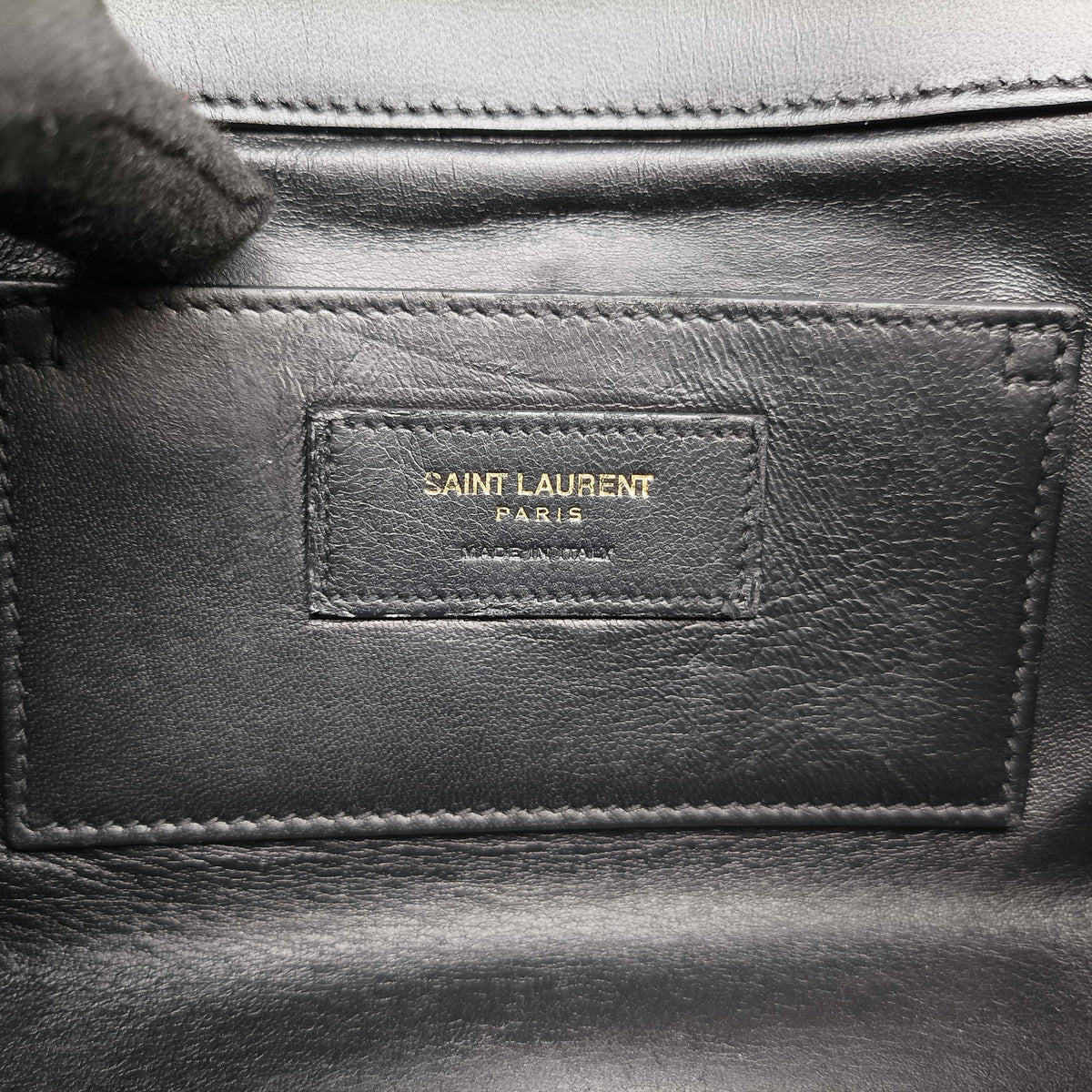 Pre-owned Yves Saint Laurent Monogram Envelope Black Leather 396909 shoulderbag | stylenewstar