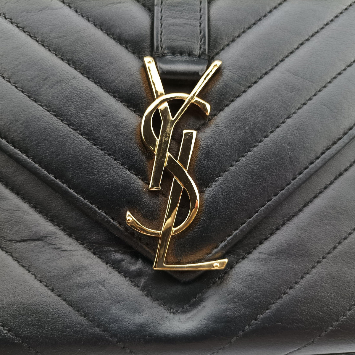 Pre-owned Yves Saint Laurent Monogram Envelope Black Leather 396909 shoulderbag | stylenewstar