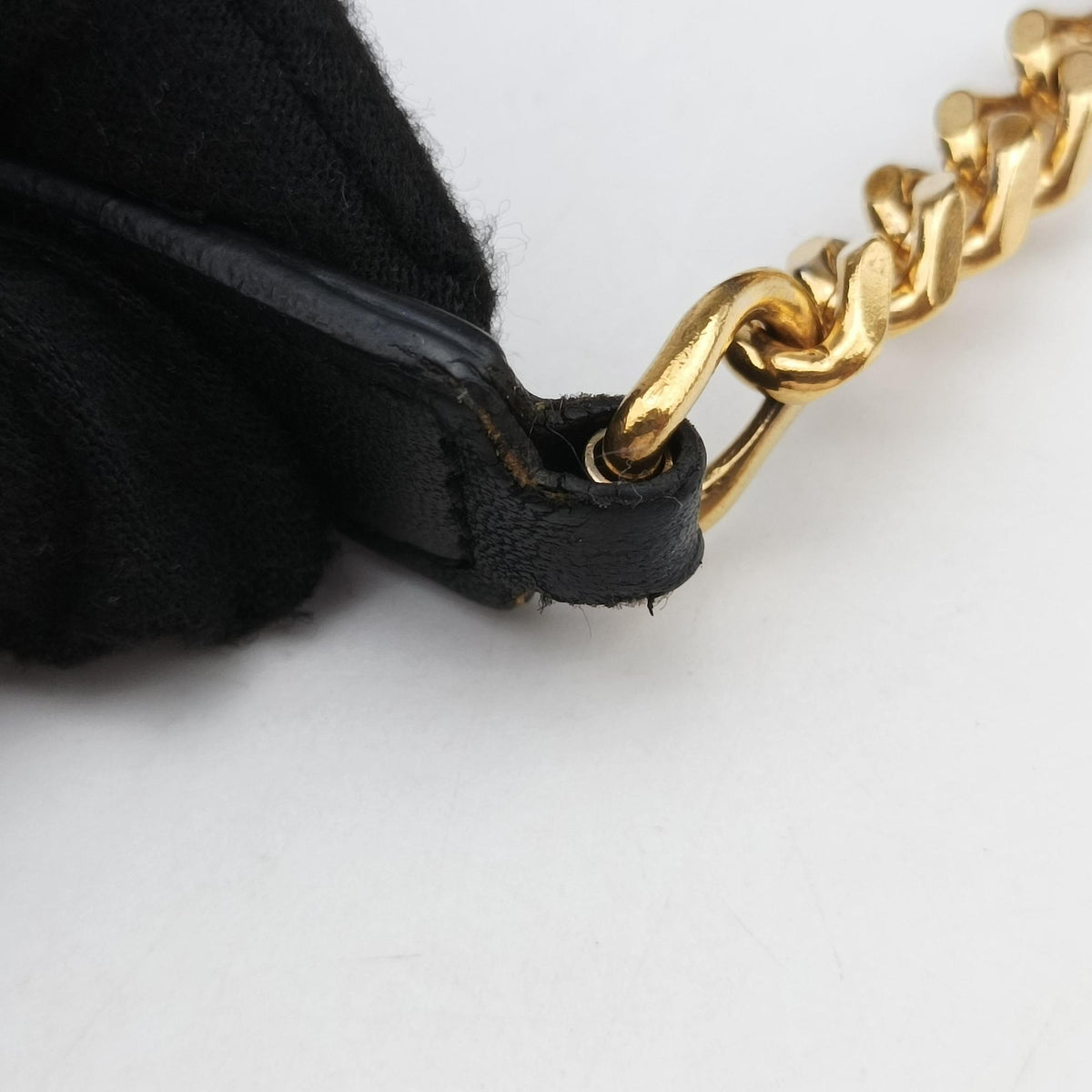Pre-owned Yves Saint Laurent Monogram Envelope Black Leather 396909 shoulderbag | stylenewstar