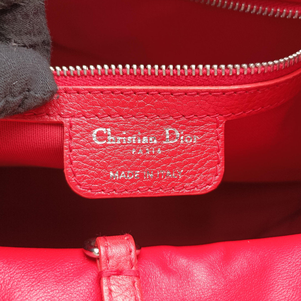 Pre-owned Christian Dior Hobo Red Leather  handbag | stylenewstar