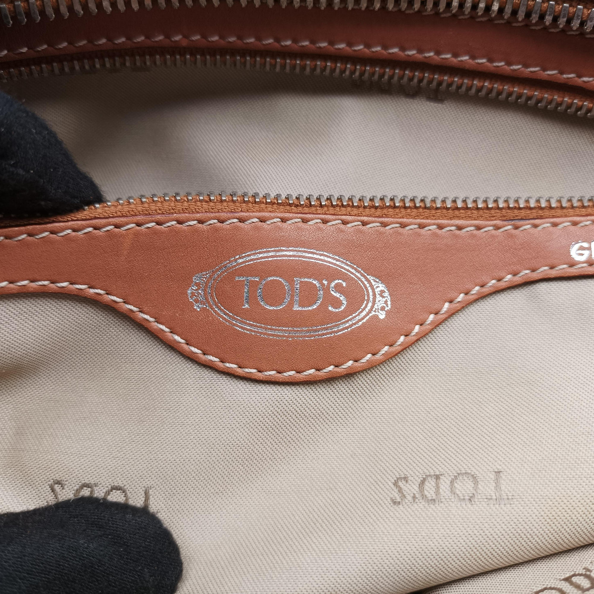 Secondhand TODS D Styling Brown Leather  shoulderbag | stylenewstar
