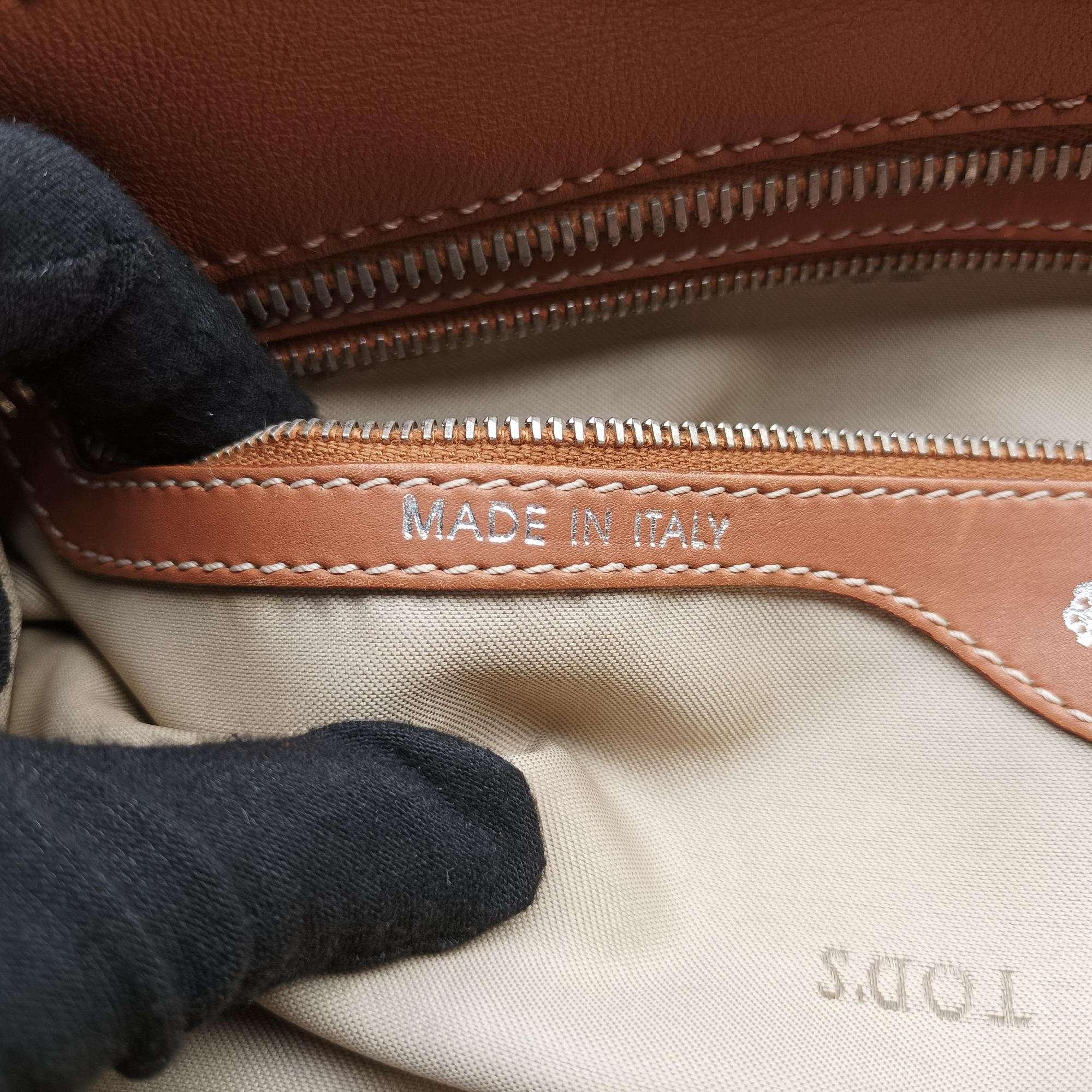 Secondhand TODS D Styling Brown Leather  shoulderbag | stylenewstar