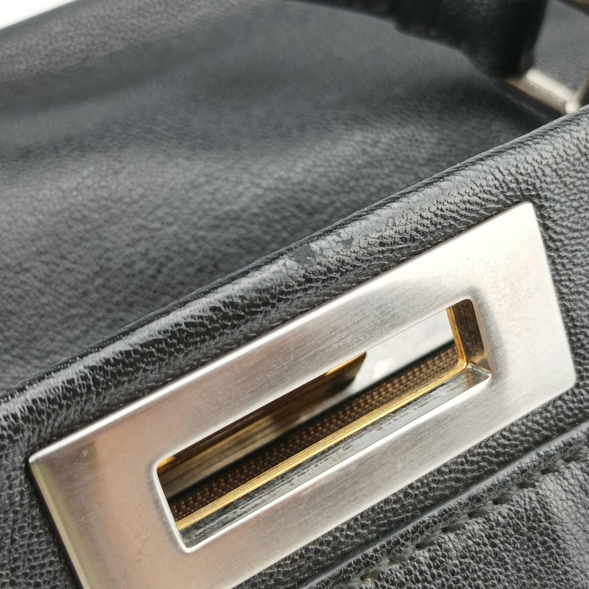 Pre-owned Fendi PEEKABOO Large Black Leather 8BN210 shoulderbag | stylenewstar