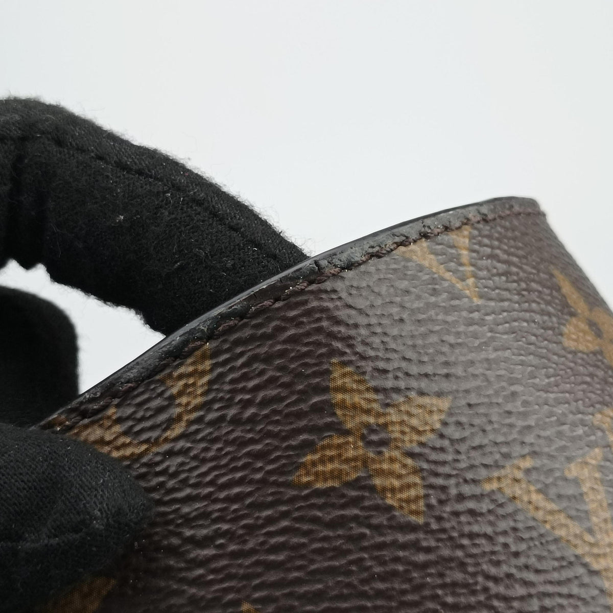 Pre-owned Louis Vuitton NeoNoe BROWN×Noir Monogram Canvas M44020 shoulderbag | stylenewstar