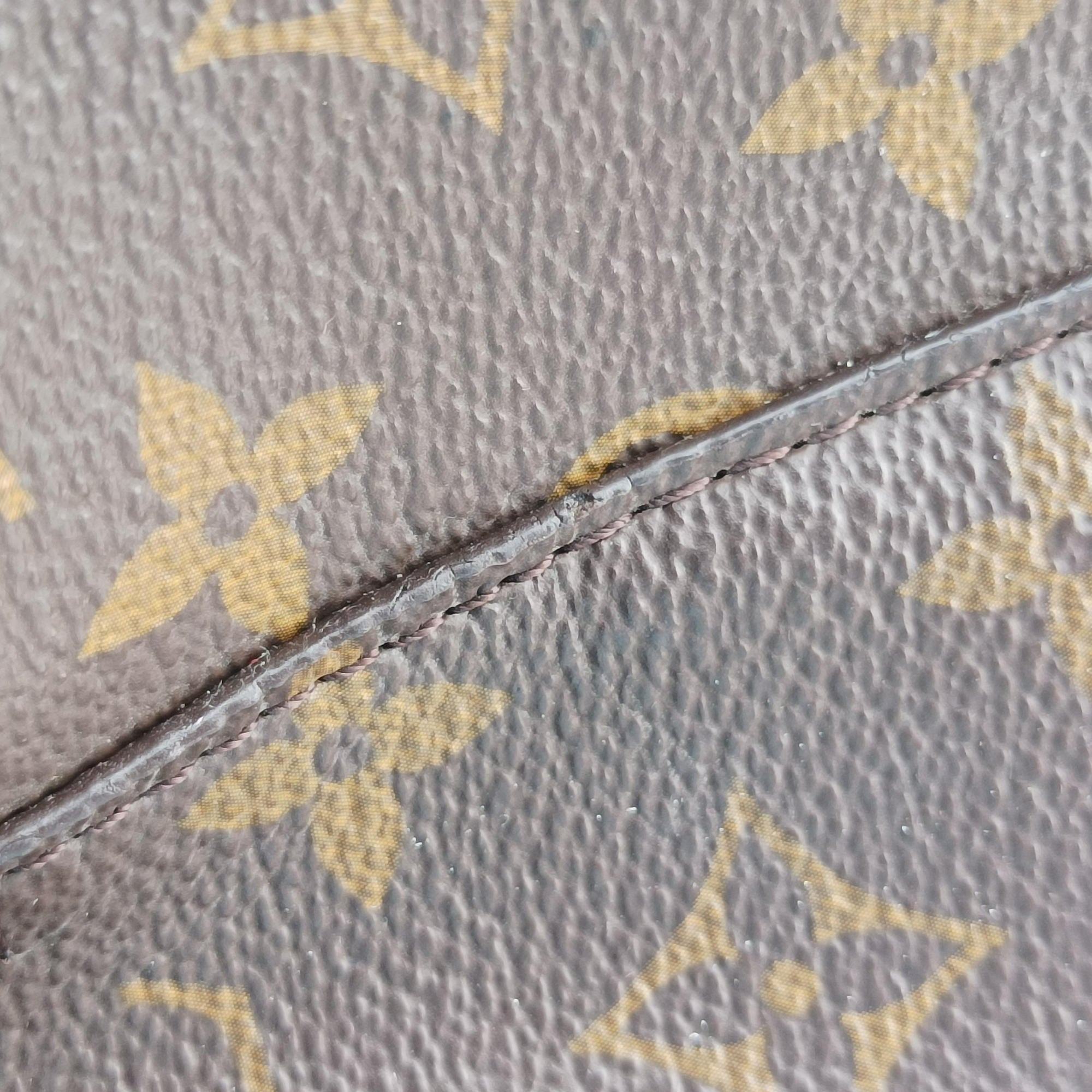 Pre-owned Louis Vuitton NeoNoe BROWN×Noir Monogram Canvas M44020 shoulderbag | stylenewstar