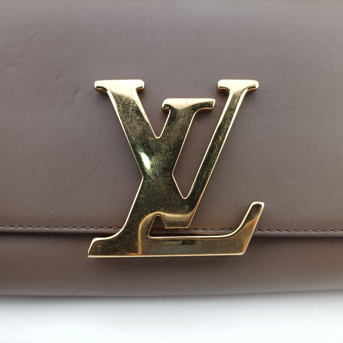 Pre-owned Louis Vuitton LOUISE MM Brown Leather M94647 shoulderbag | stylenewstar
