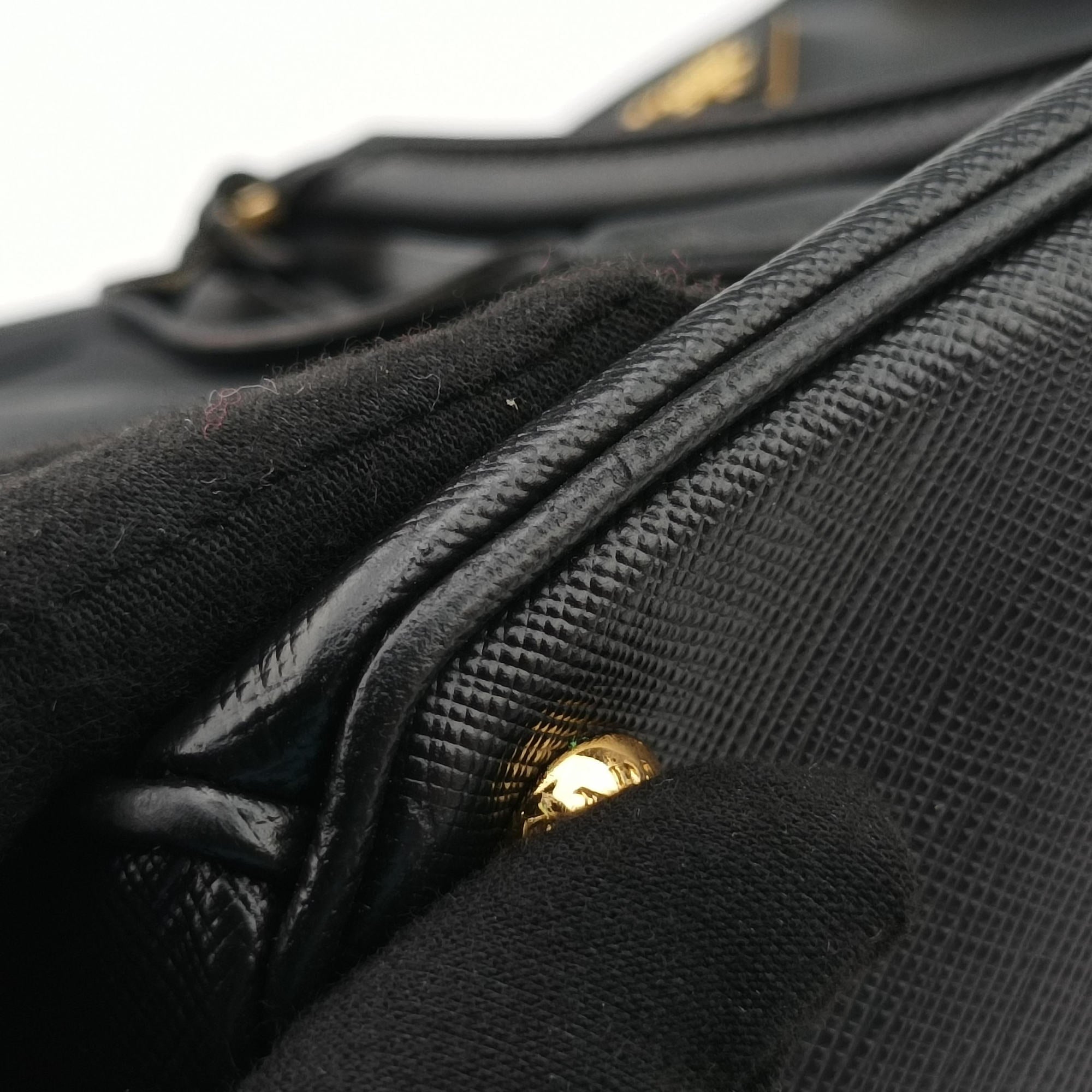 Pre-owned Prada Galleria Black SAFFIANO Leather BN2274 shoulderbag | stylenewstar
