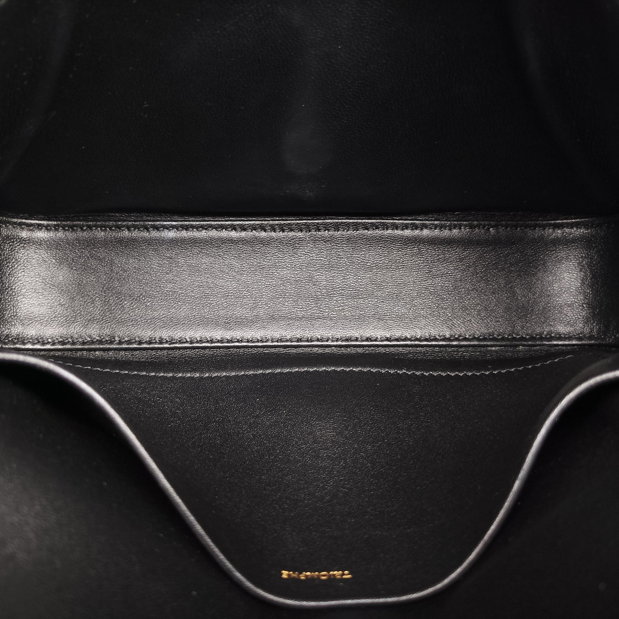 Pre-owned Celine Triomphe Chain Black Leather  shoulderbag | stylenewstar