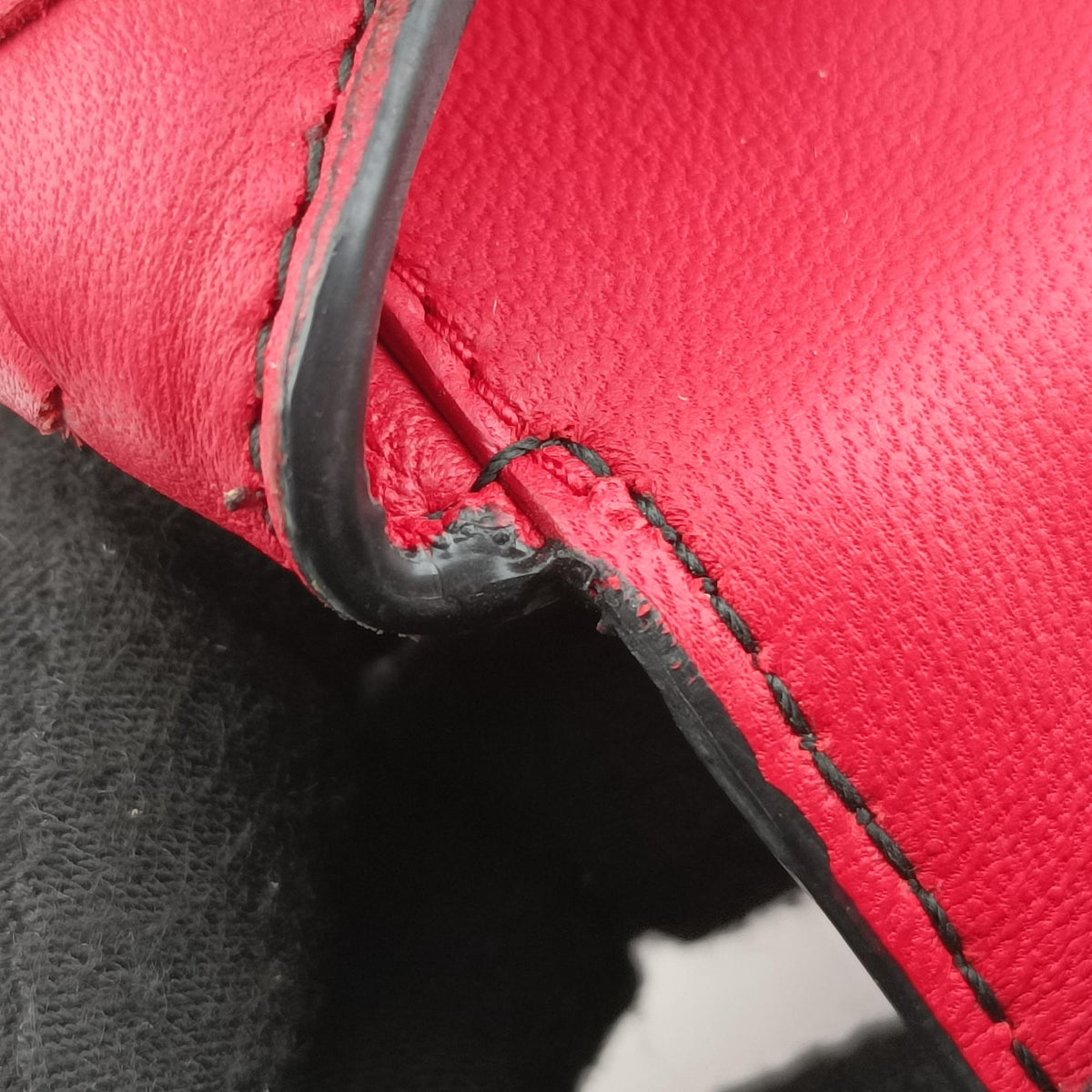 Vintage Bottega Veneta Luna Intrecciato Red lambskin  shoulderbag | stylenewstar