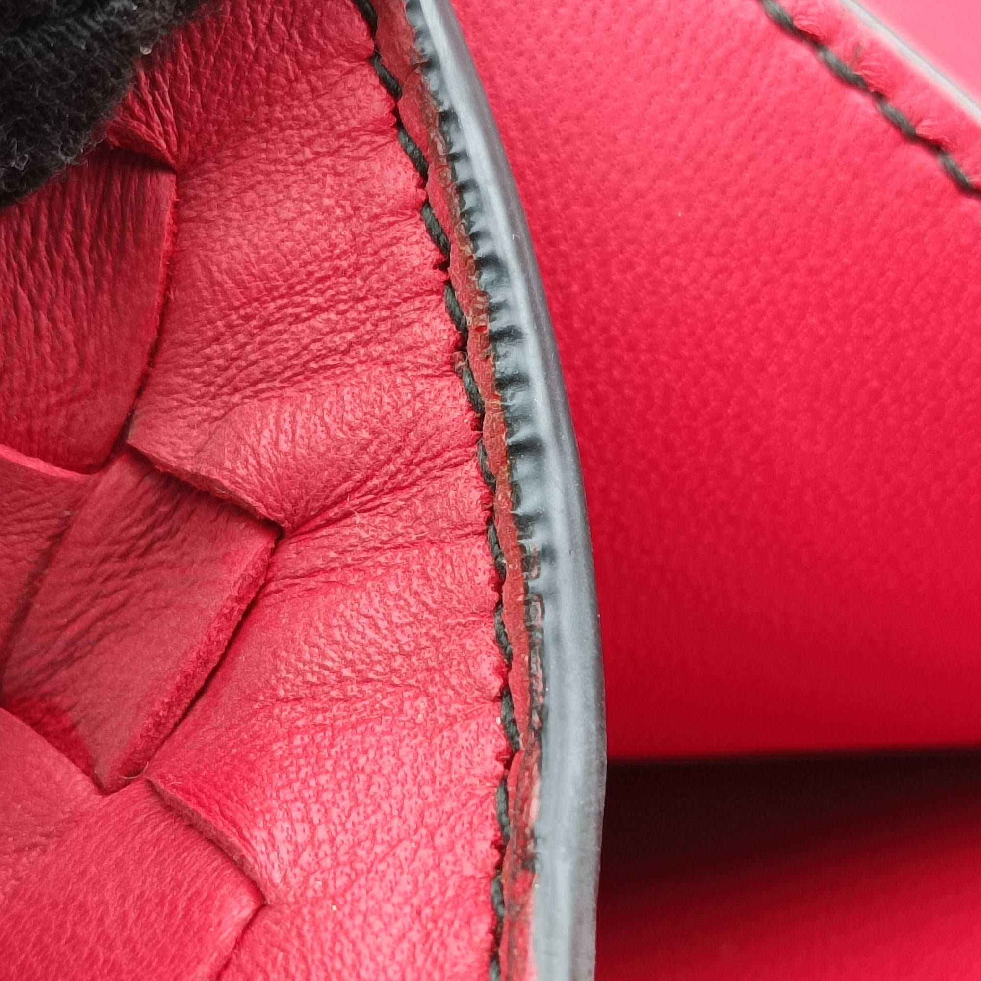 Vintage Bottega Veneta Luna Intrecciato Red lambskin  shoulderbag | stylenewstar