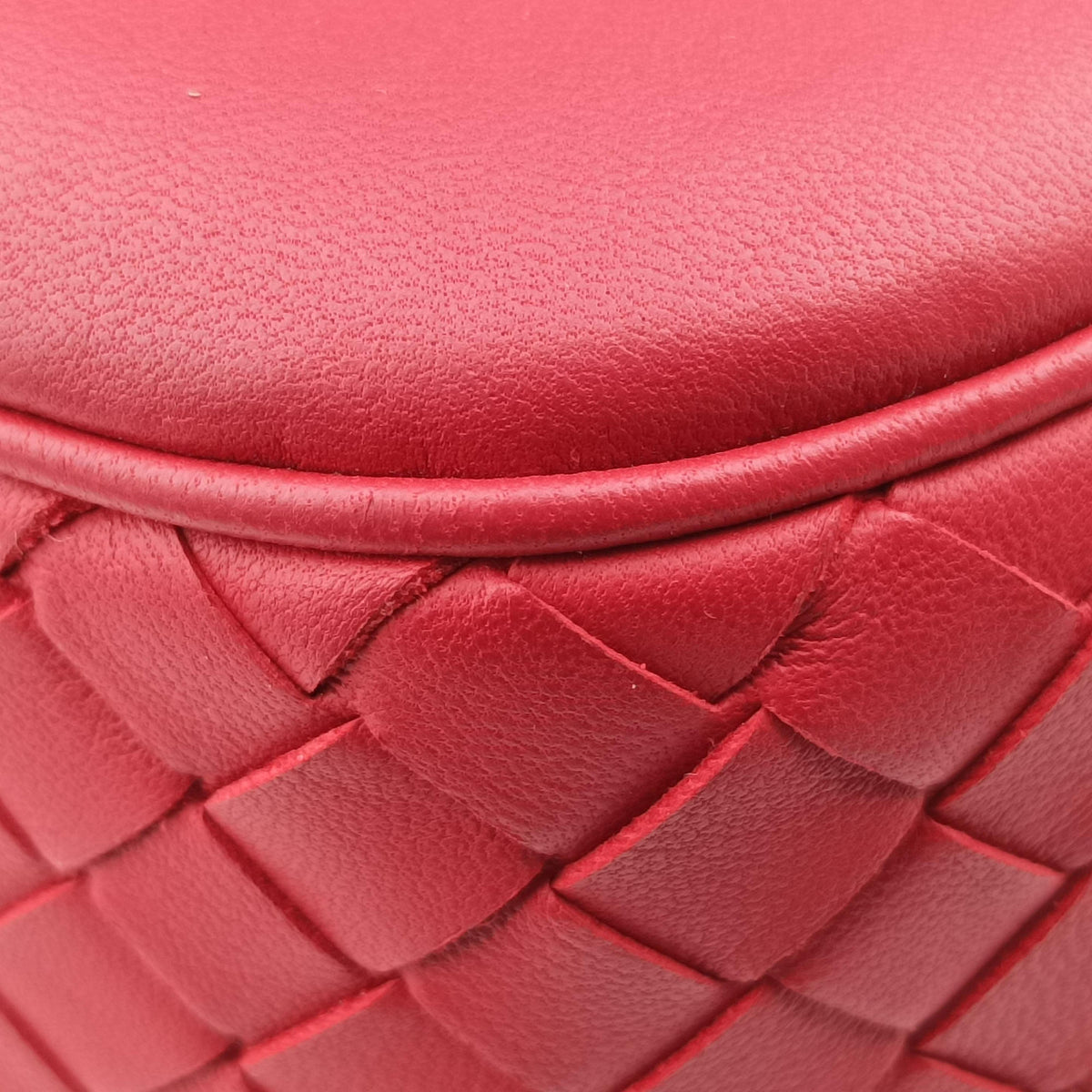 Vintage Bottega Veneta Luna Intrecciato Red lambskin  shoulderbag | stylenewstar