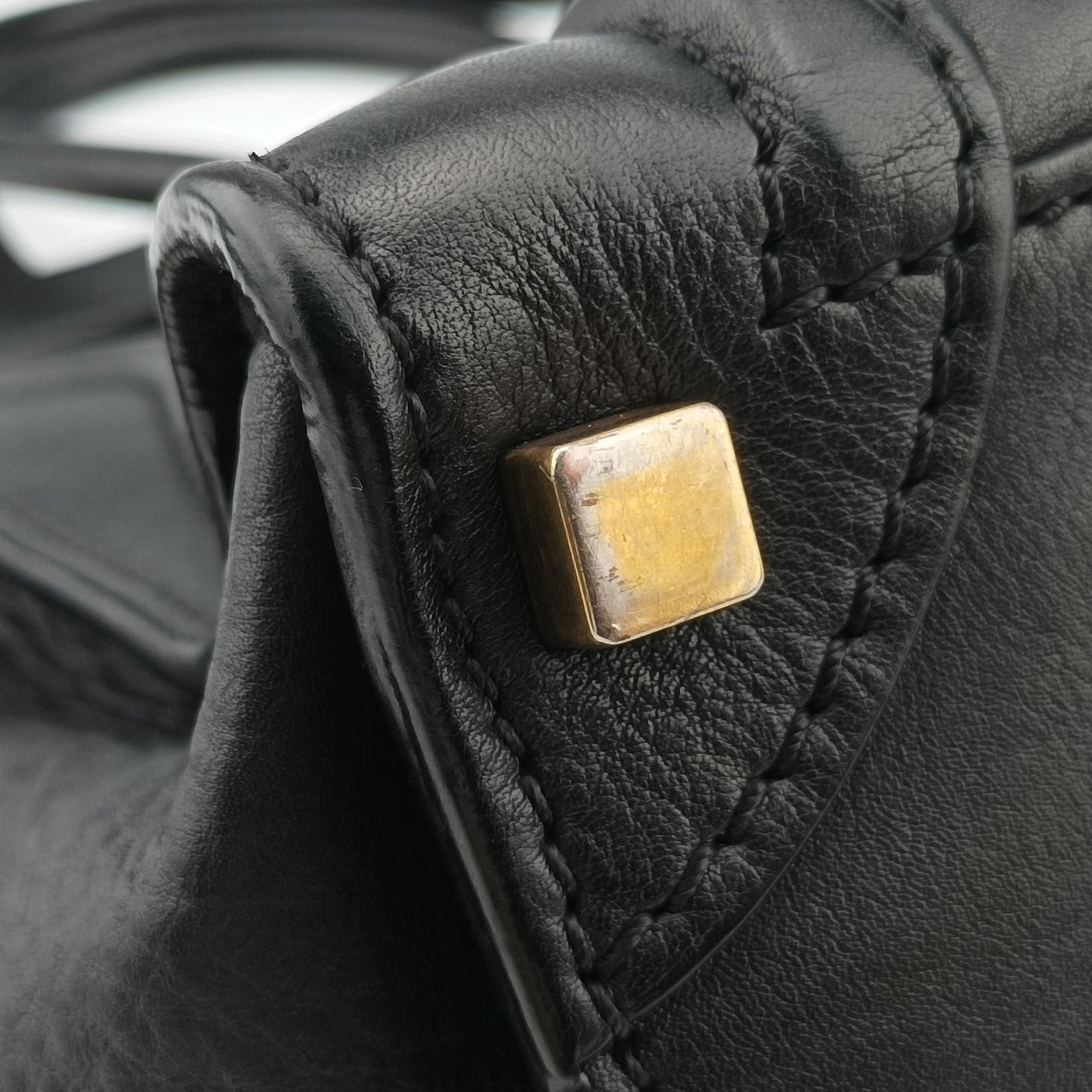 Pre-owned Celine Luggage Micro shopper Black Leather  handbag | stylenewstar