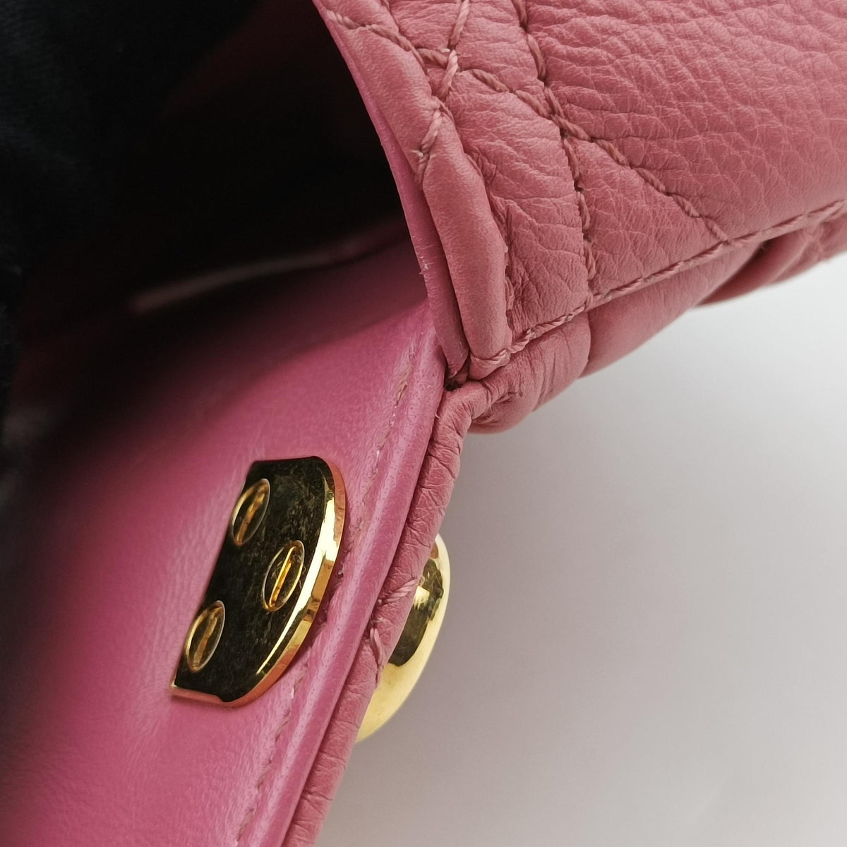Pre-owned Christian Dior Caro micro Pink Leather  shoulderbag | stylenewstar