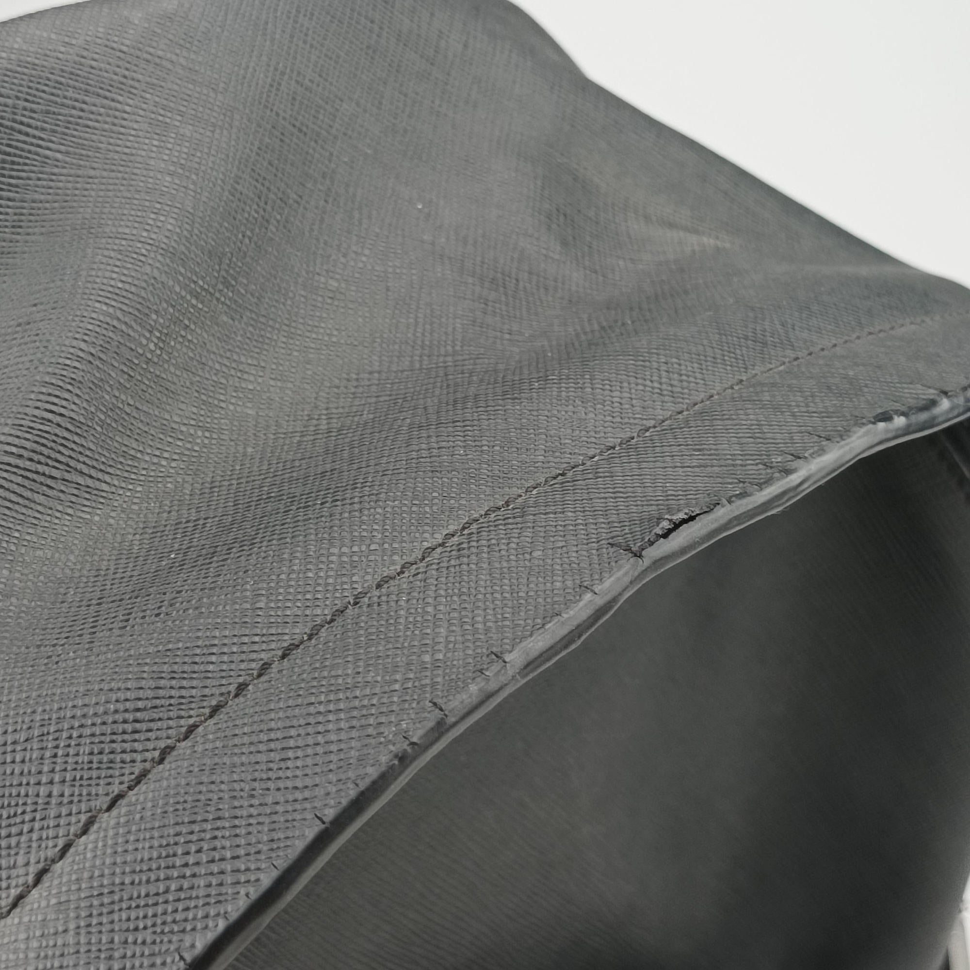 Pre-owned VERSACE La Medusa Black Leather  backpack/rucksack | stylenewstar
