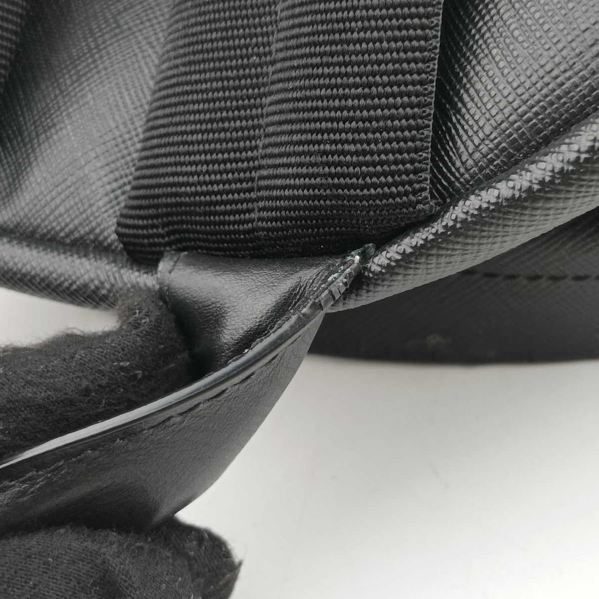 Pre-owned VERSACE La Medusa Black Leather  backpack/rucksack | stylenewstar