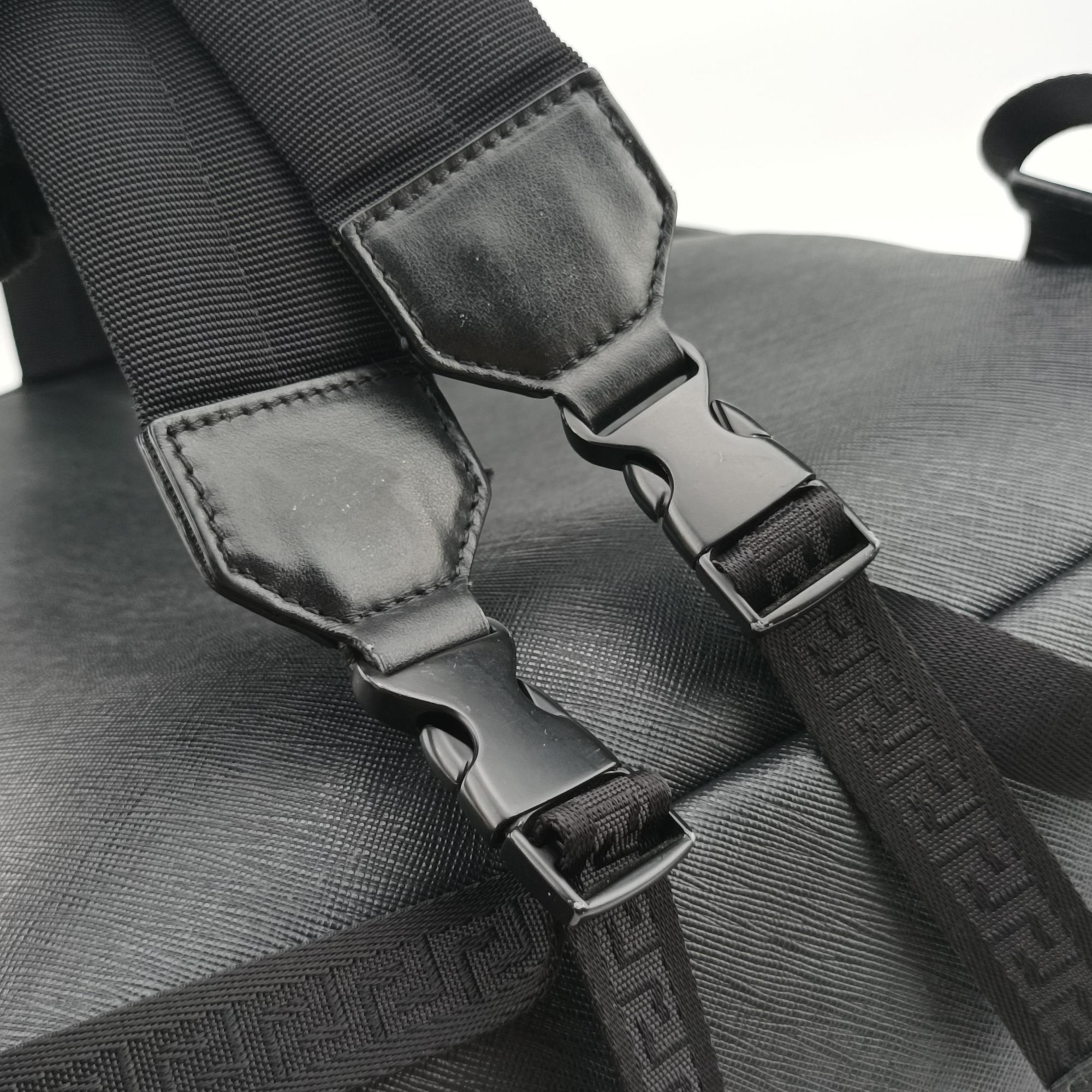 Pre-owned VERSACE La Medusa Black Leather  backpack/rucksack | stylenewstar