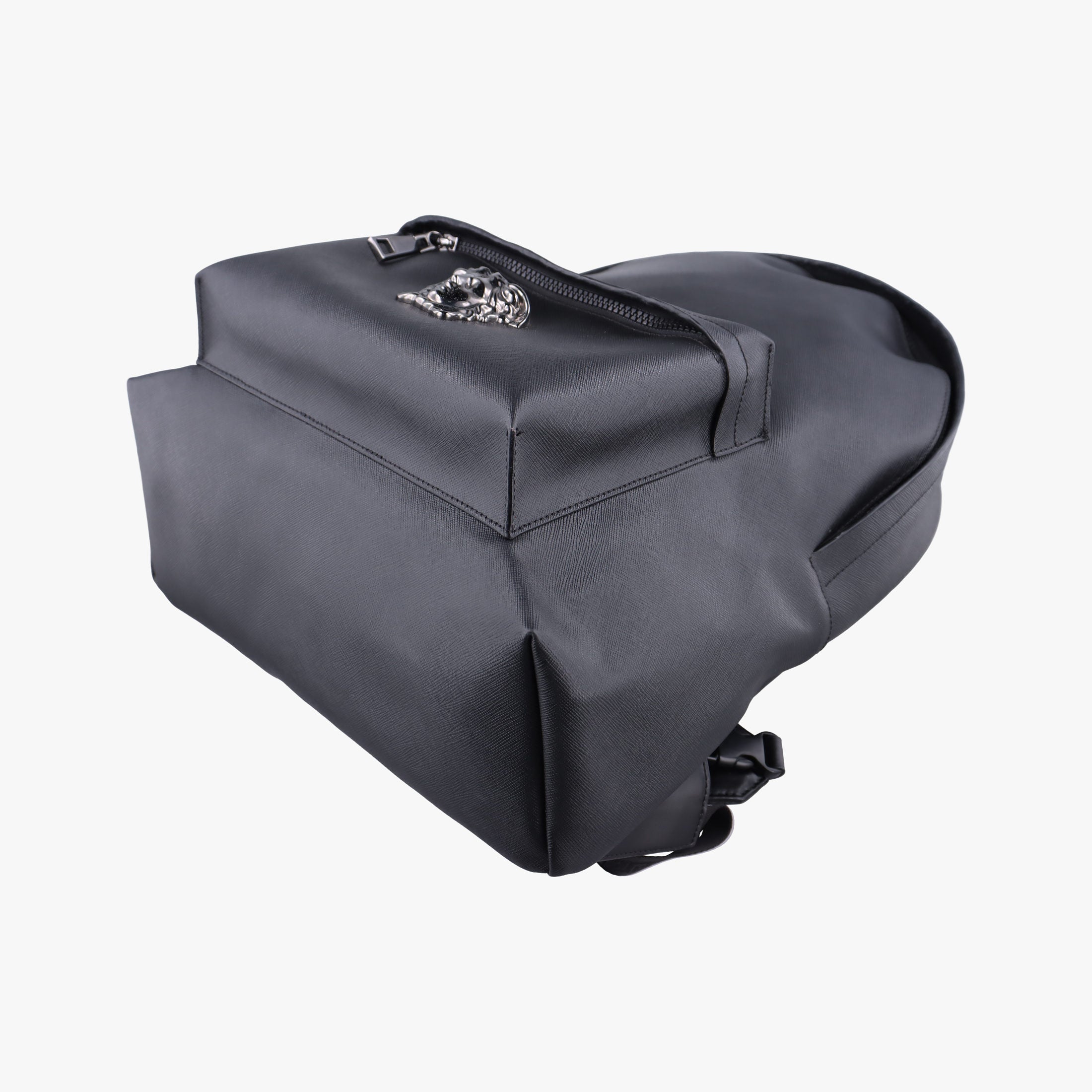 Pre-owned VERSACE La Medusa Black Leather  backpack/rucksack | stylenewstar