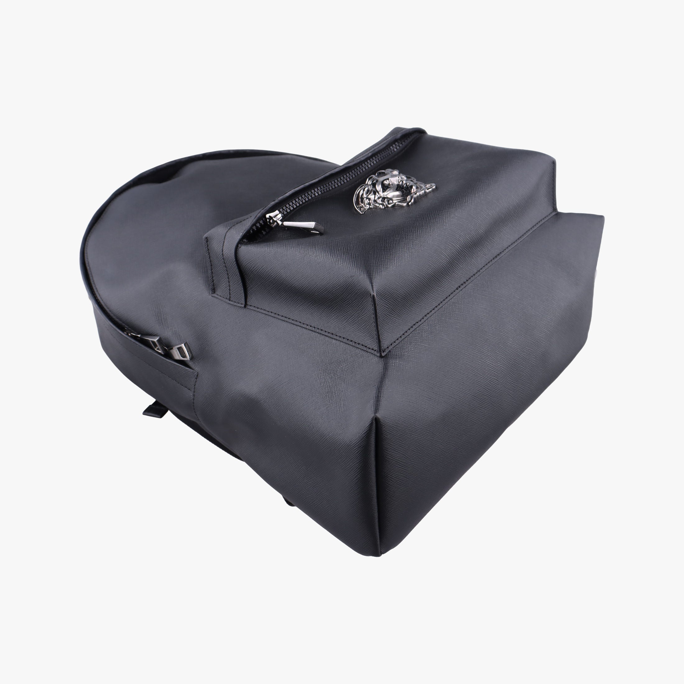 Pre-owned VERSACE La Medusa Black Leather  backpack/rucksack | stylenewstar