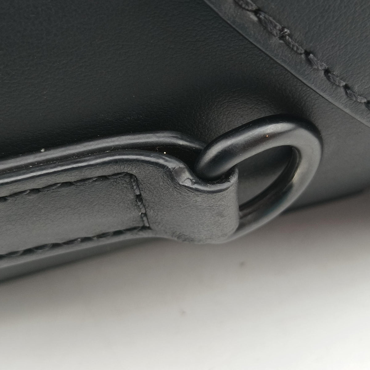 Pre-owned Louis Vuitton Vertical Trunk Noir Monogram Taurillon M82070 shoulderbag | stylenewstar