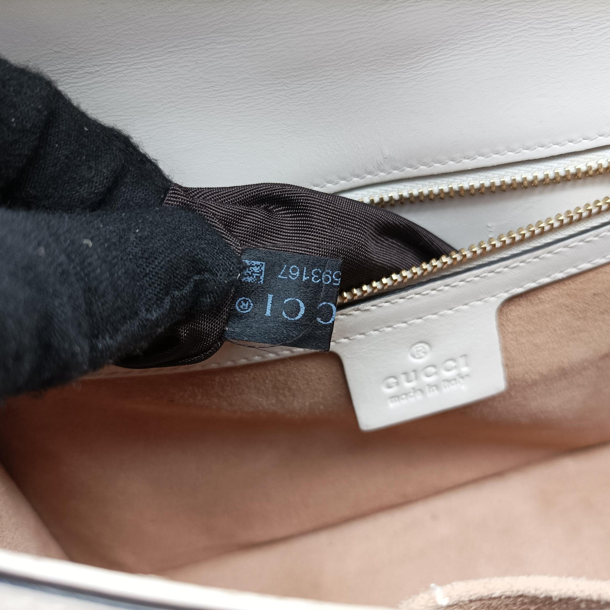 Pre-owned Gucci Sylvie Ivory×navy×red Leather 421882 shoulderbag | stylenewstar