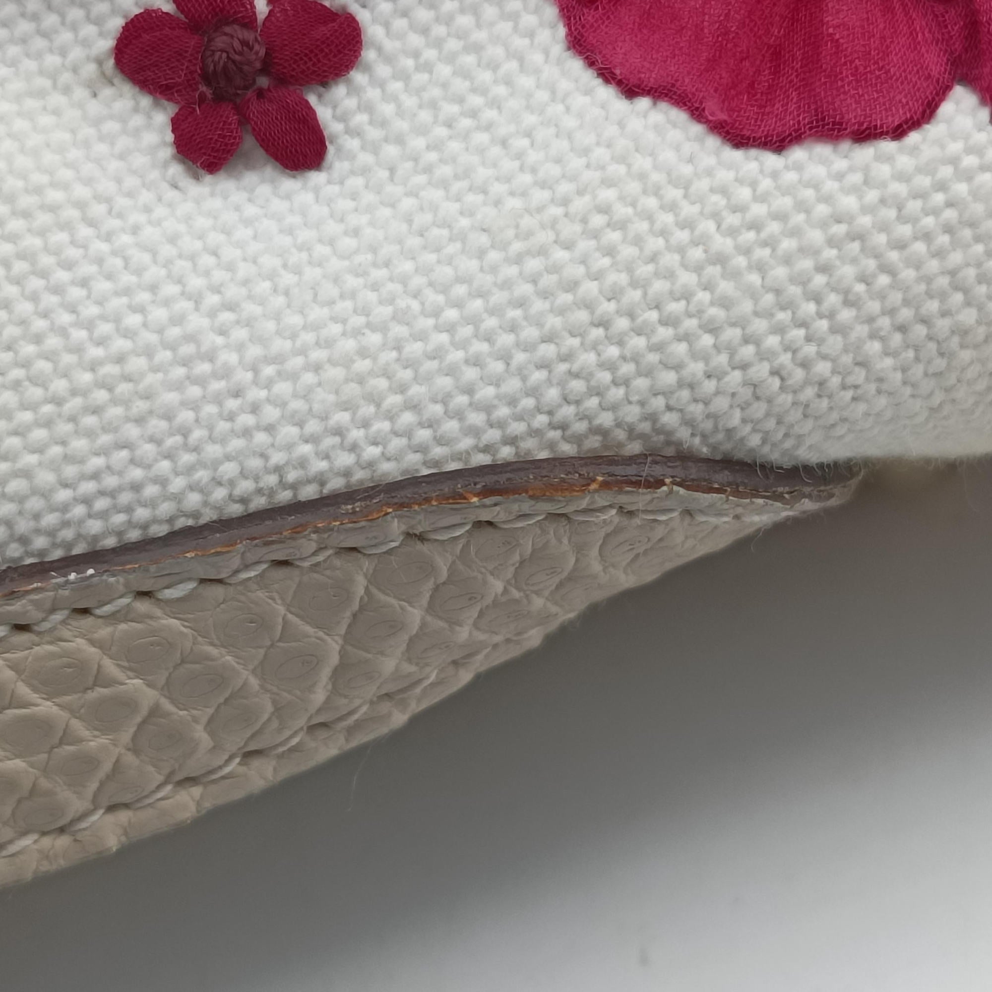 Pre-owned Gucci Bamboo White × Bordeaux Flora Canvas× Leather 171292 shoulderbag | stylenewstar