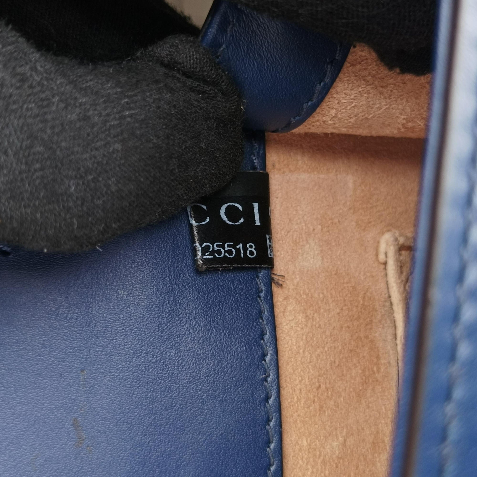 Pre-owned Gucci Sylvie Blue Leather 470270 shoulderbag | stylenewstar