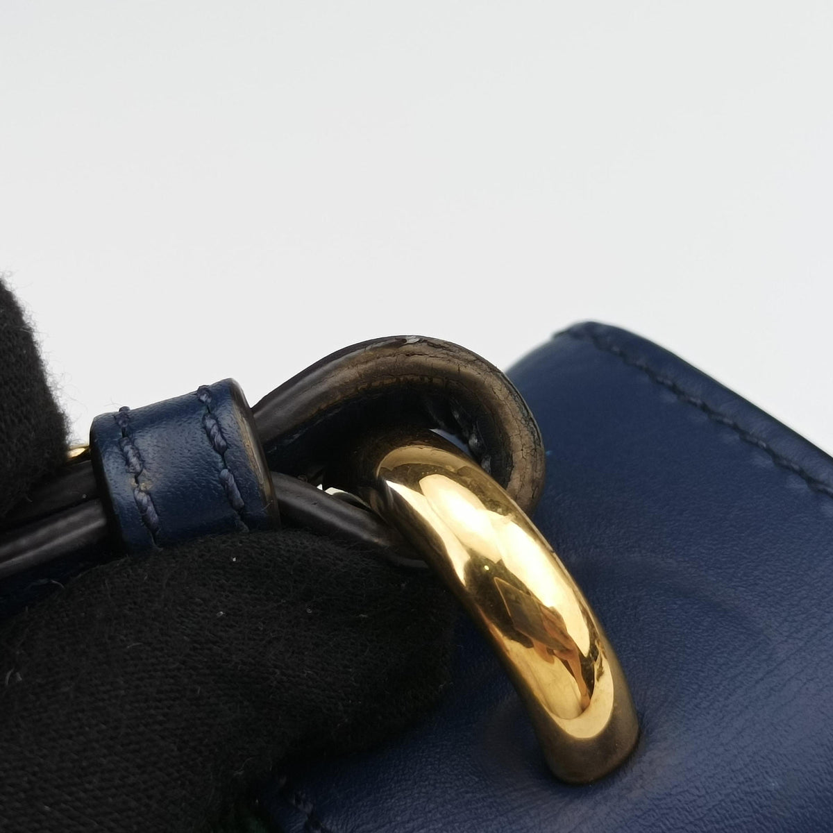Pre-owned Gucci Sylvie Blue Leather 470270 shoulderbag | stylenewstar