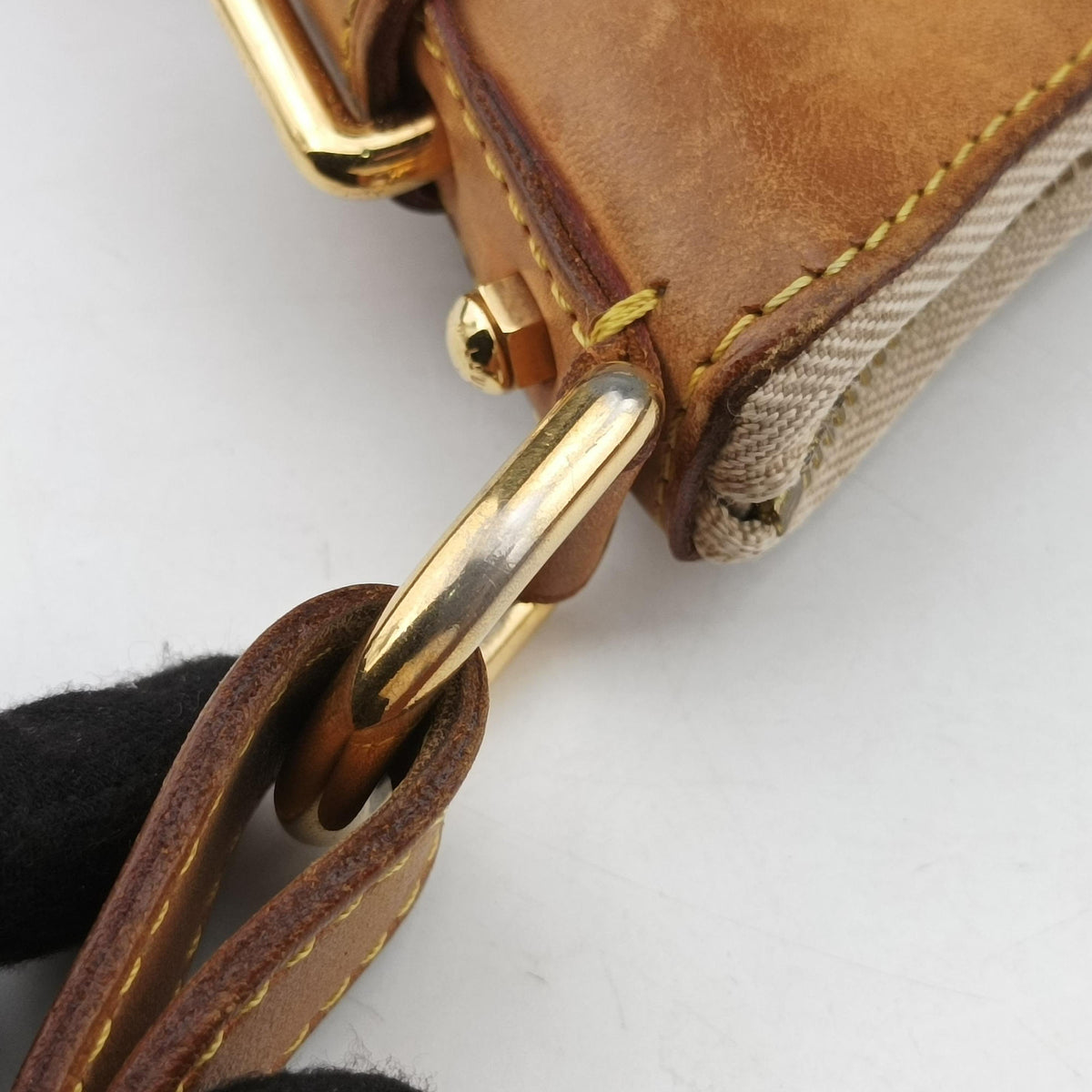 Pre-owned Louis Vuitton GRETA Noir Monogram Multicolor M40196 shoulderbag | stylenewstar