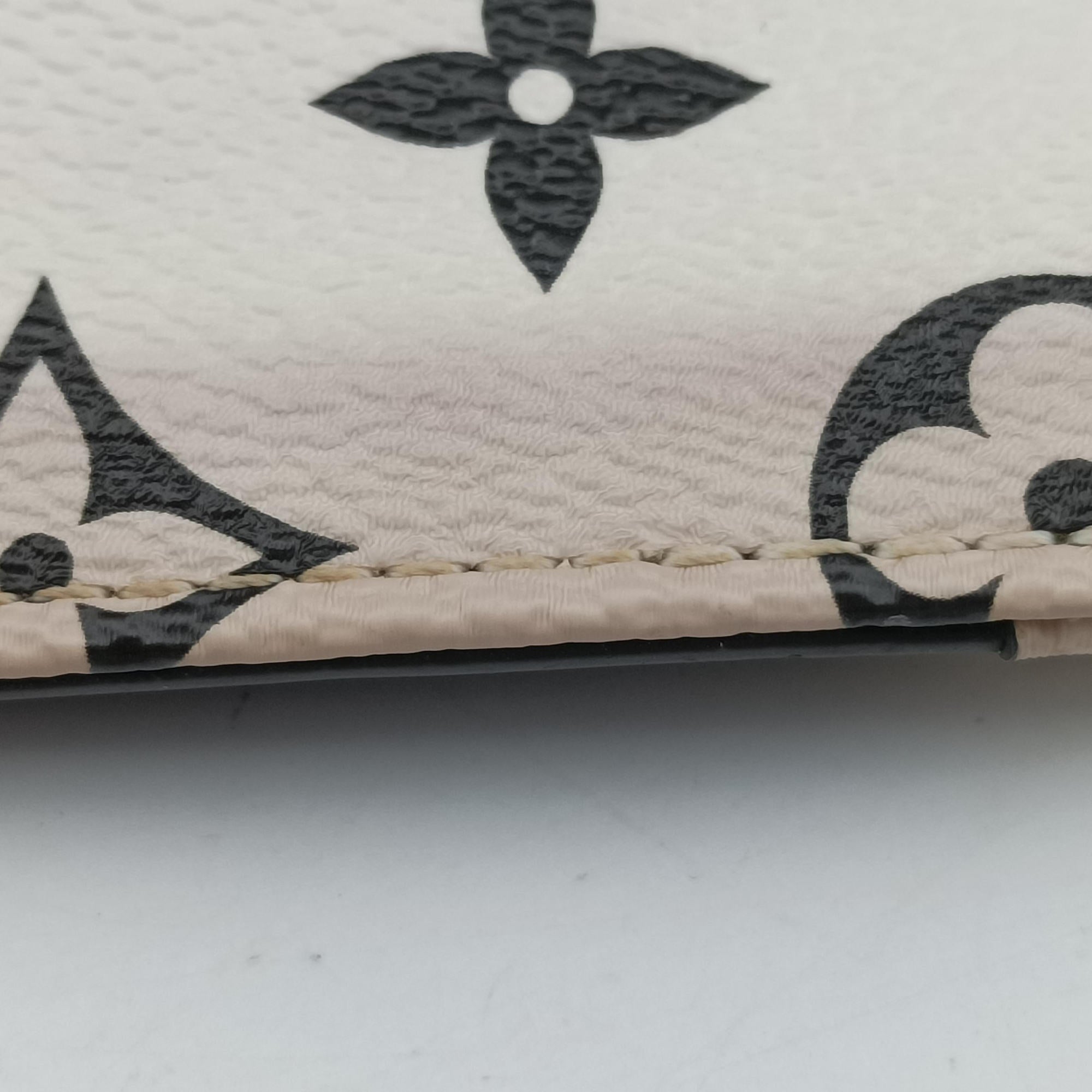 Pre-owned Louis Vuitton Wynwood PM Noir × White Monogram Canvas×Vernis×Epi M90445 shoulderbag | stylenewstar