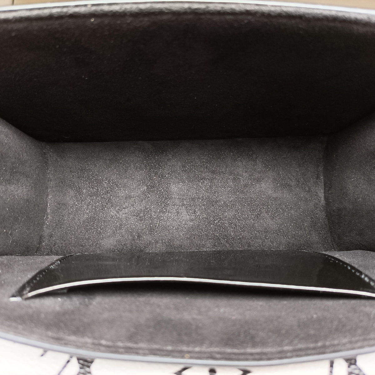Pre-owned Louis Vuitton Wynwood PM Noir × White Monogram Canvas×Vernis×Epi M90445 shoulderbag | stylenewstar
