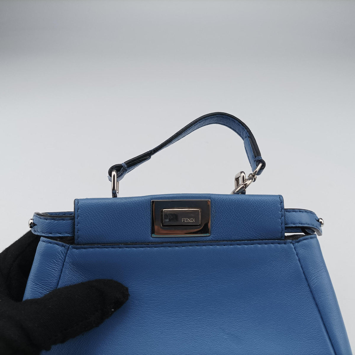 Pre-owned Fendi Micro Peekaboo Blue Leather 8M0355 shoulderbag | stylenewstar