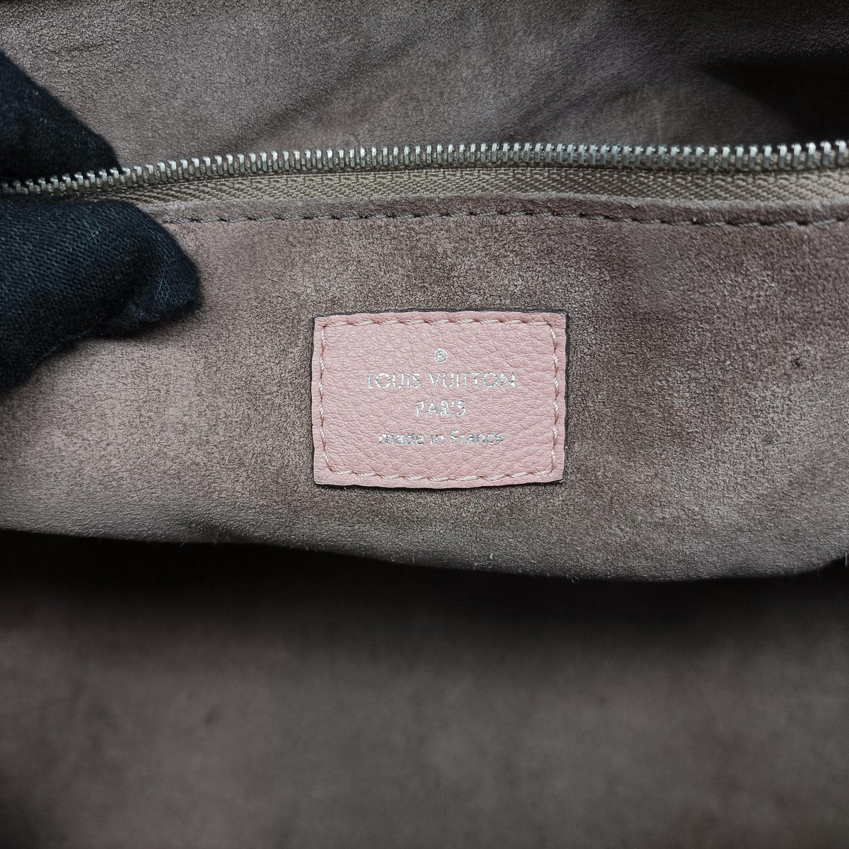Pre-owned Louis Vuitton Lockit PM Magnolia Leather M50029 shoulderbag | stylenewstar