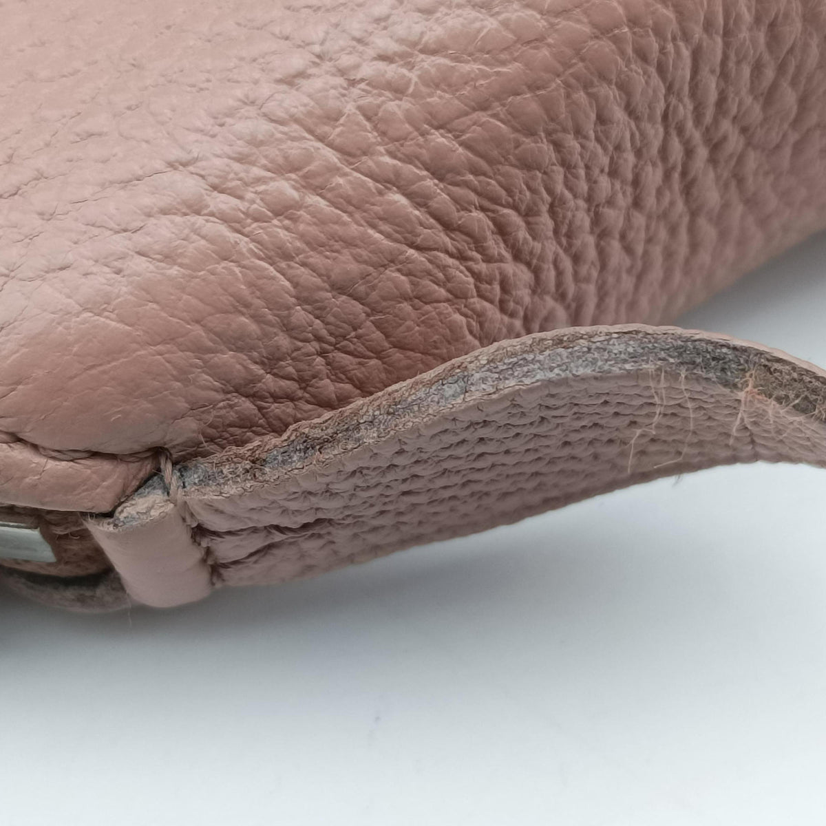 Pre-owned Louis Vuitton Lockit PM Magnolia Leather M50029 shoulderbag | stylenewstar
